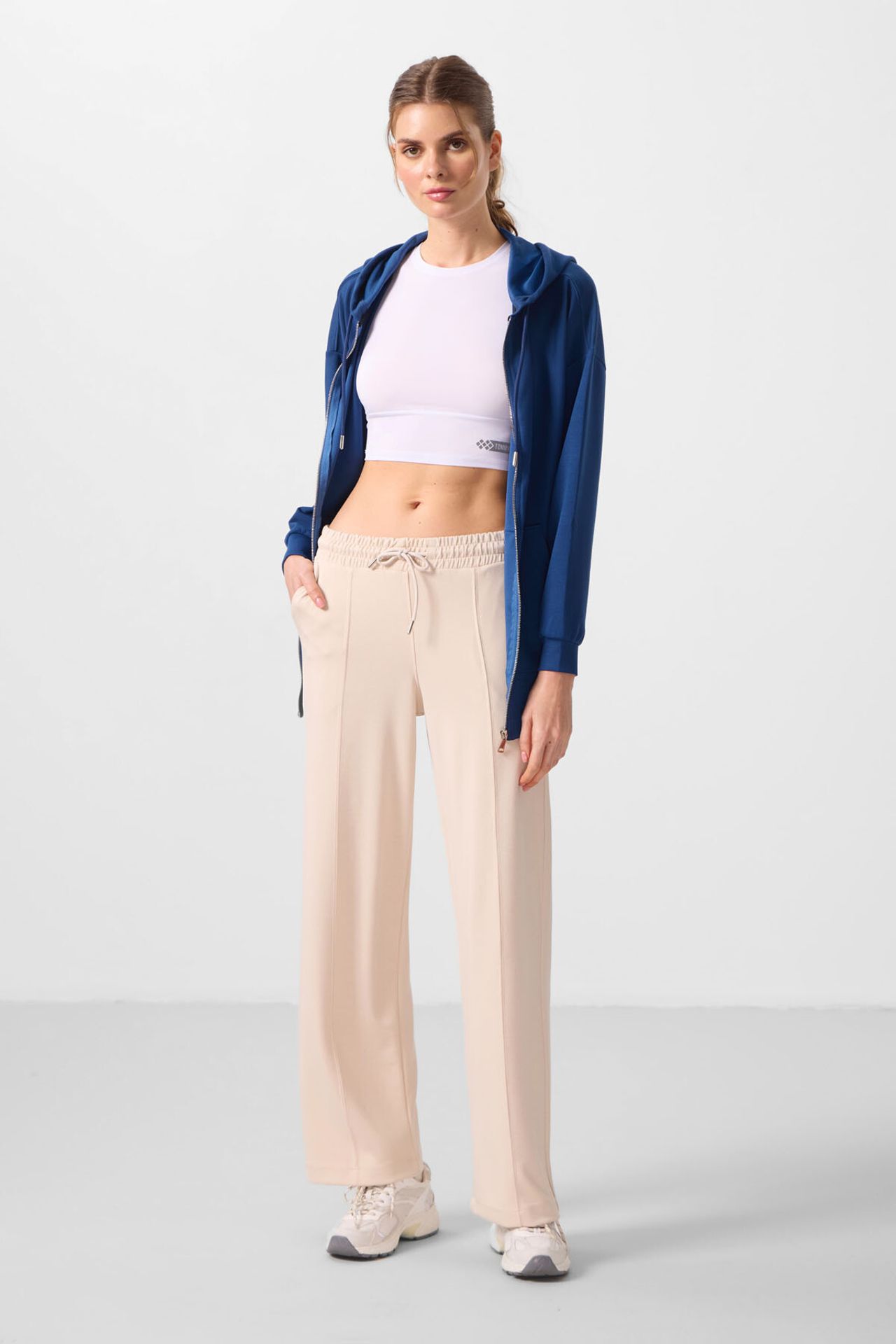 TOMMY Textured Wide Leg Palazzo Pants with Drawstring Waist 2