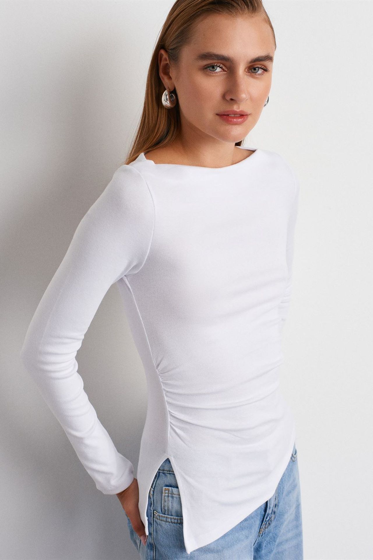 DILVIN Slim Fit Kayık Yaka Uzun Kollu Bluz 1