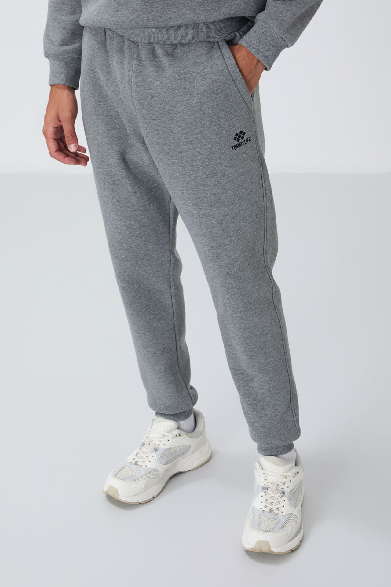 TOMMY Men's Fleece Sweatshirt And Pants Set 5