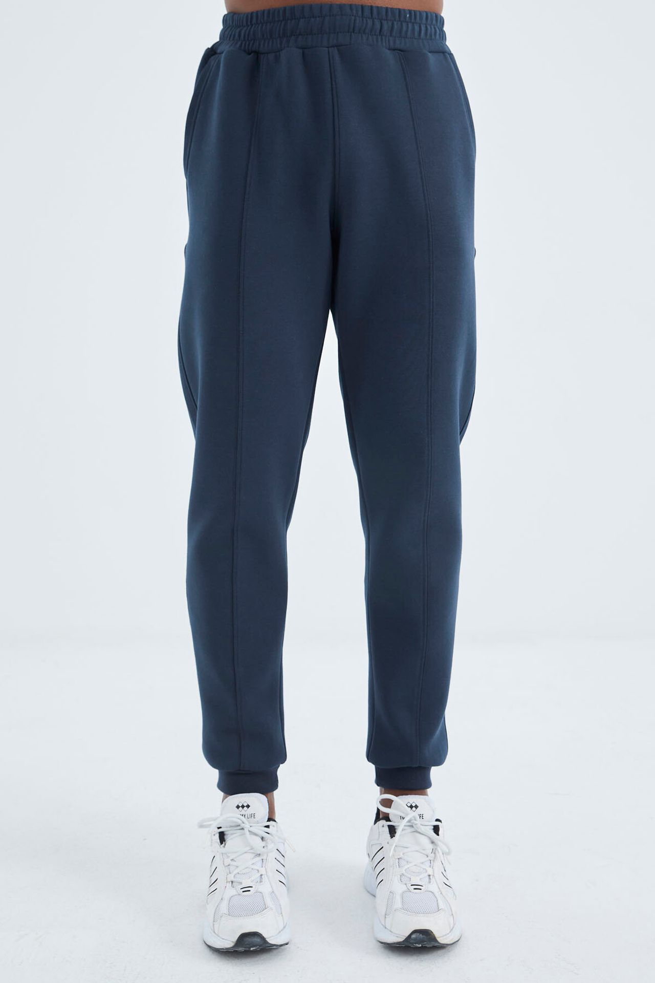 TOMMY Men's Regular-Fit 3-Thread Fleece Sweatpants 2