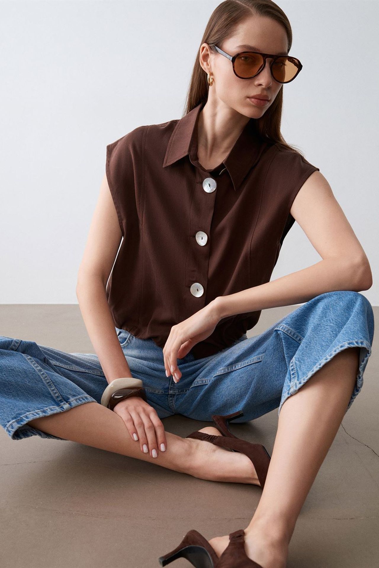 DILVIN Sleeveless Tencel Crepe Blouse 3