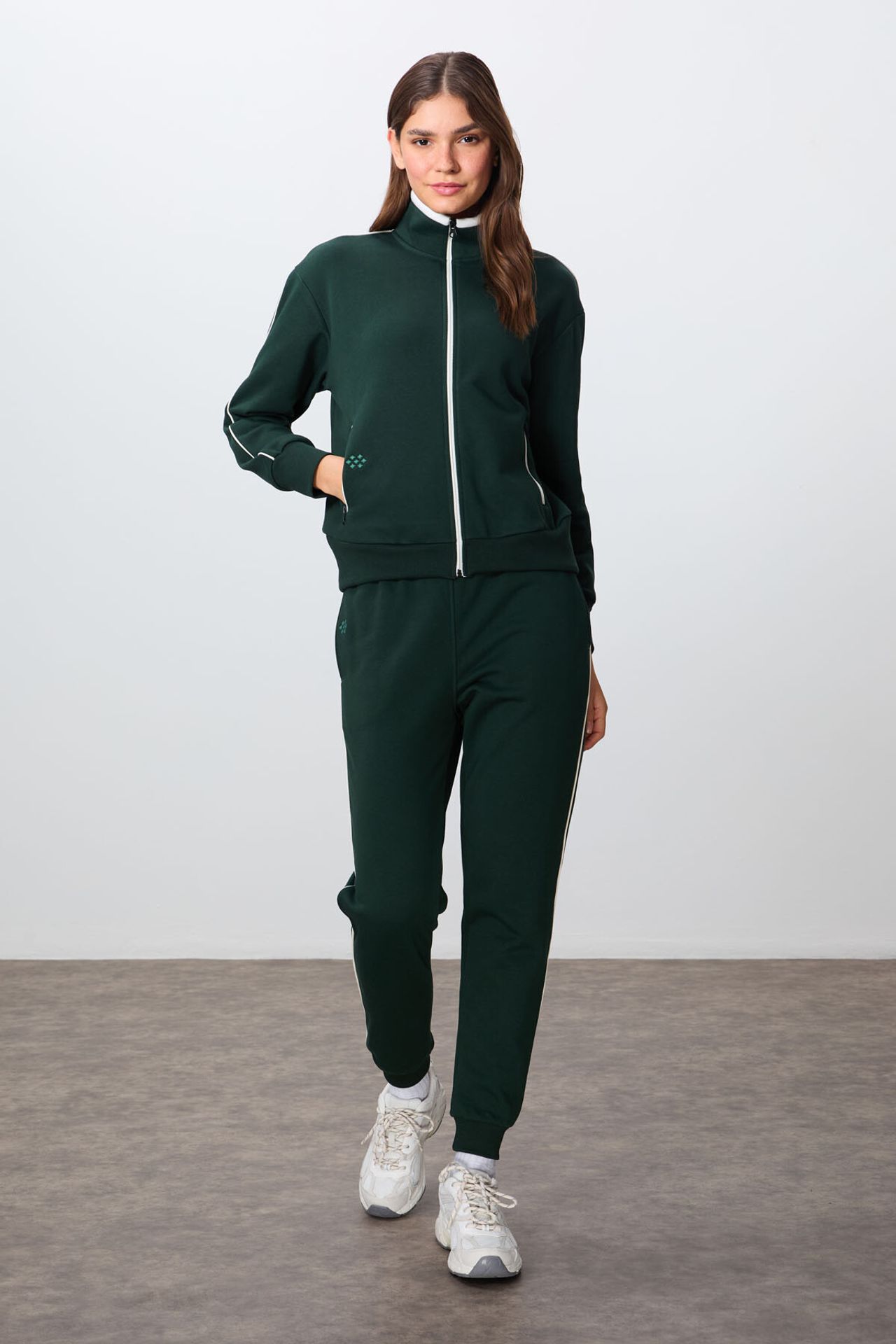 TOMMY Oversized Zip-collar Sweatshirt And Pants Set 4