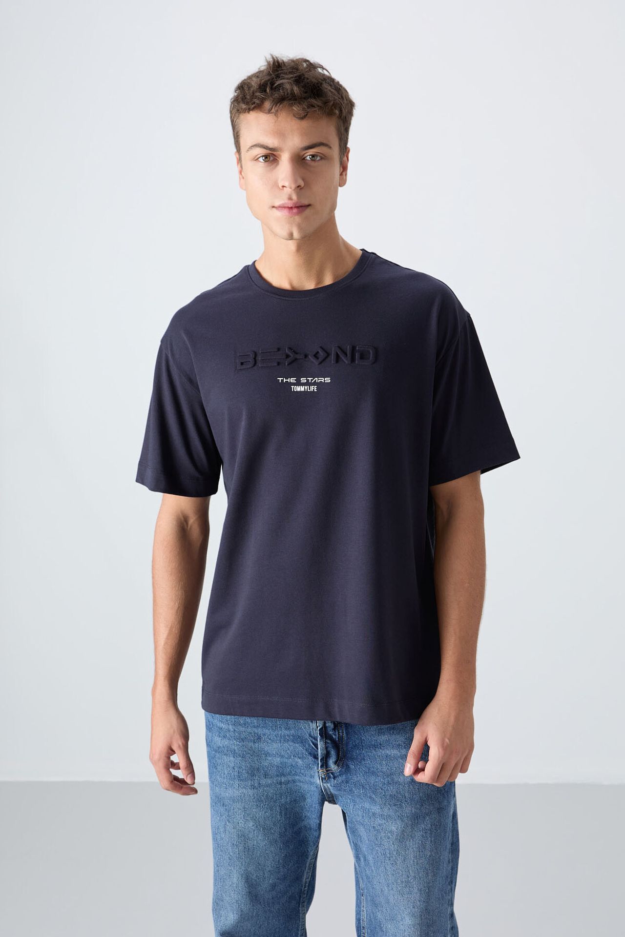 TOMMY Oversized Logo T-Shirt 1