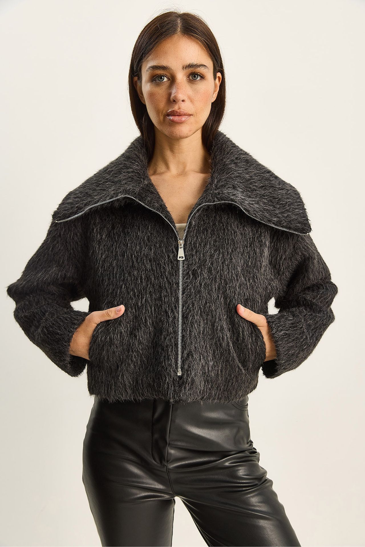 LUCCI Textured Plush Bomber with Zipper Closure 5