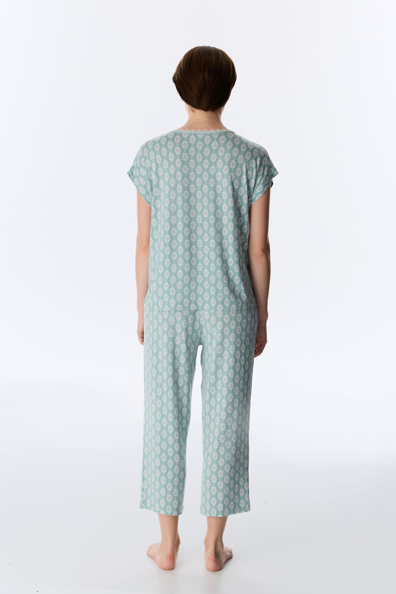 PENTI Alia Capri Trousers Floral Short-Sleeve Pyjama Set 5