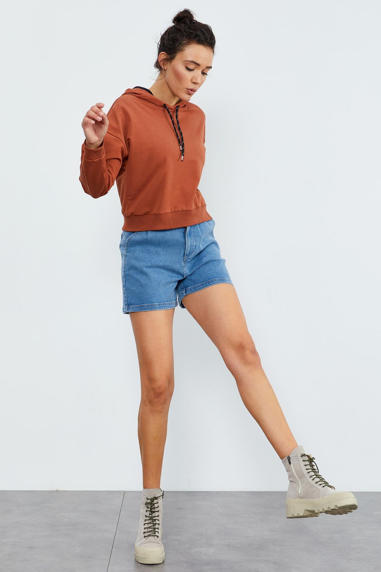 TOMMY Relaxed Hooded Sweatshirt With Tie Detail 6