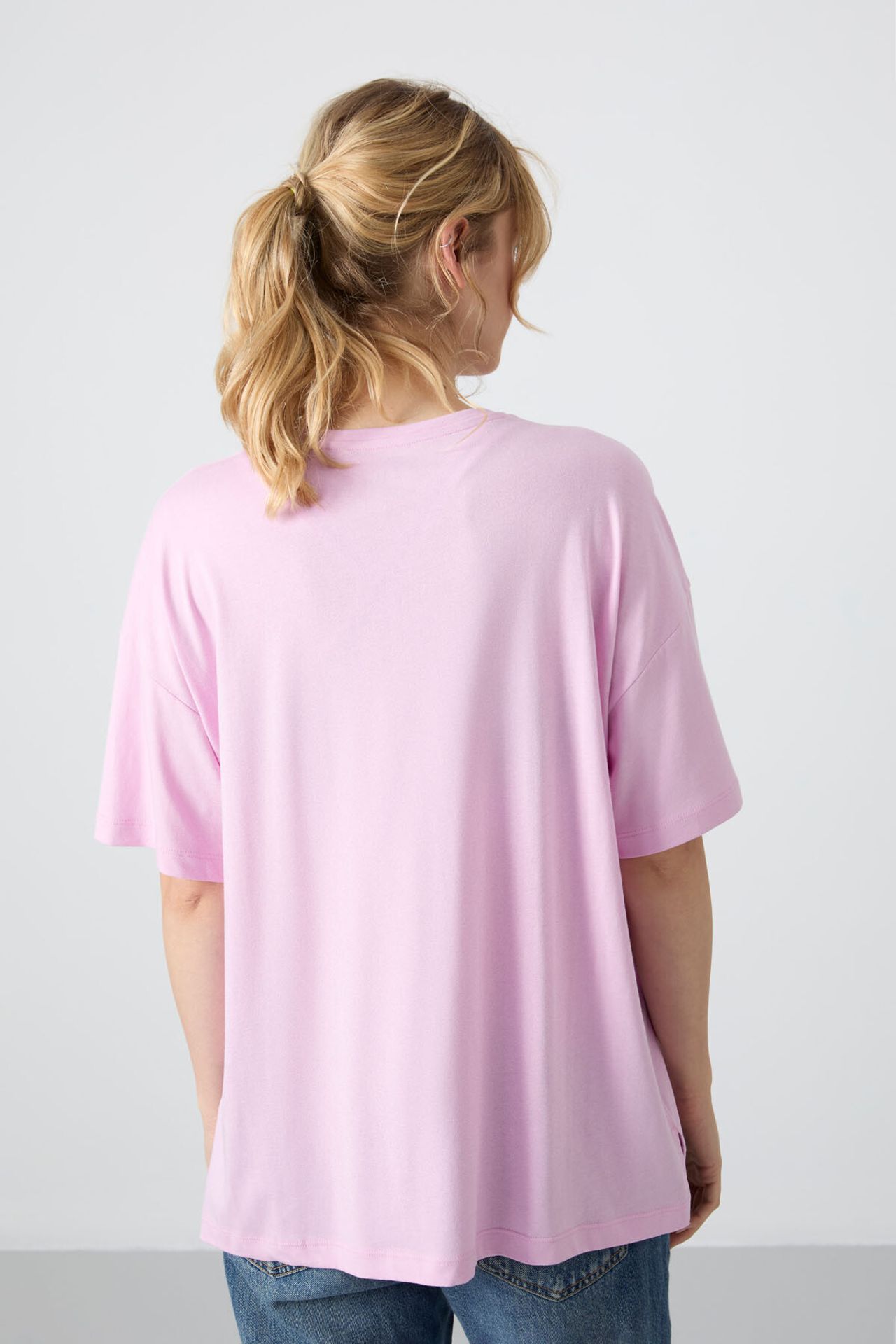 TOMMY Oversized Cotton-Modal Crew Neck T-Shirt 6
