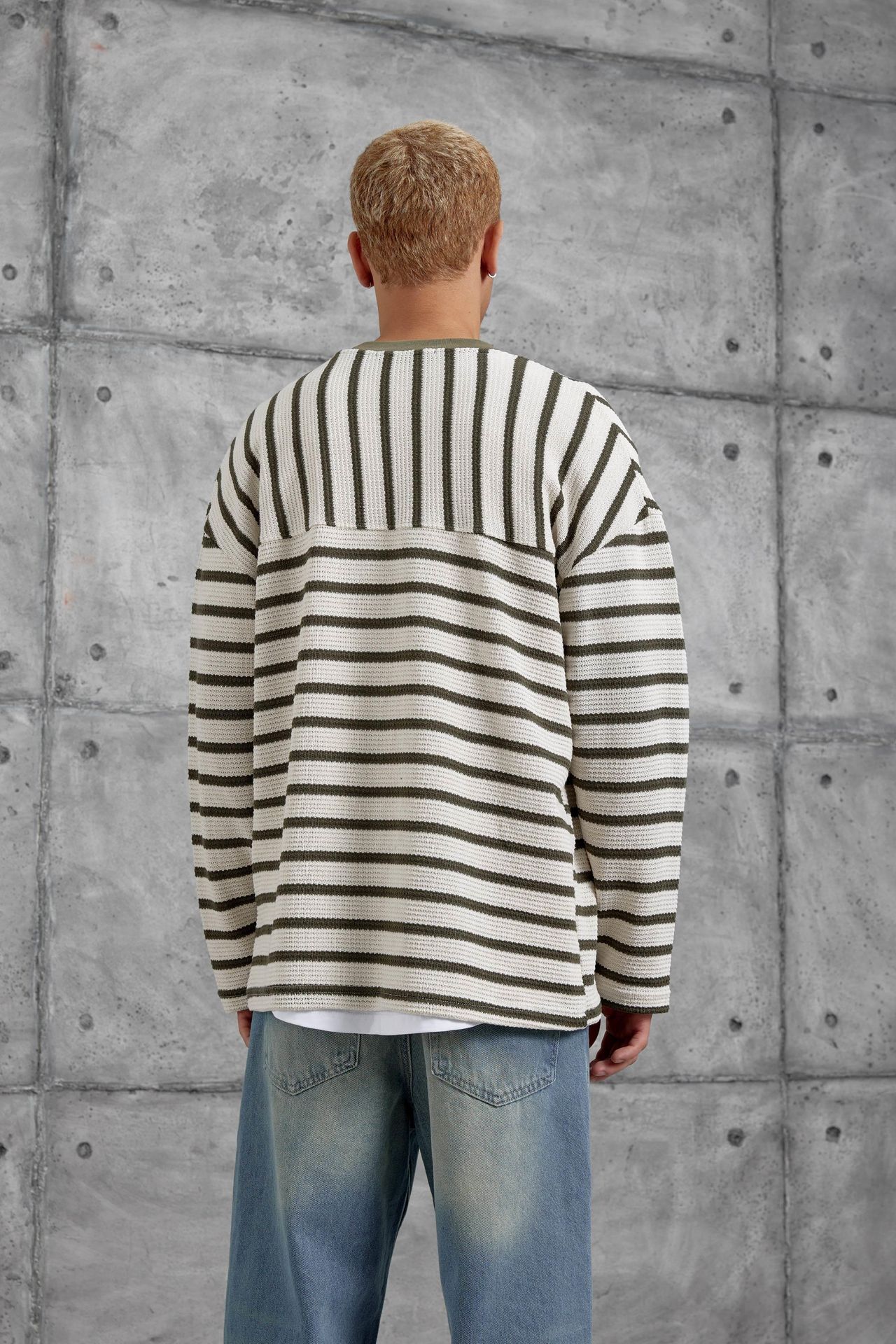 NOMARC Regular Fit Bisiklet Yaka Sweatshirt 4