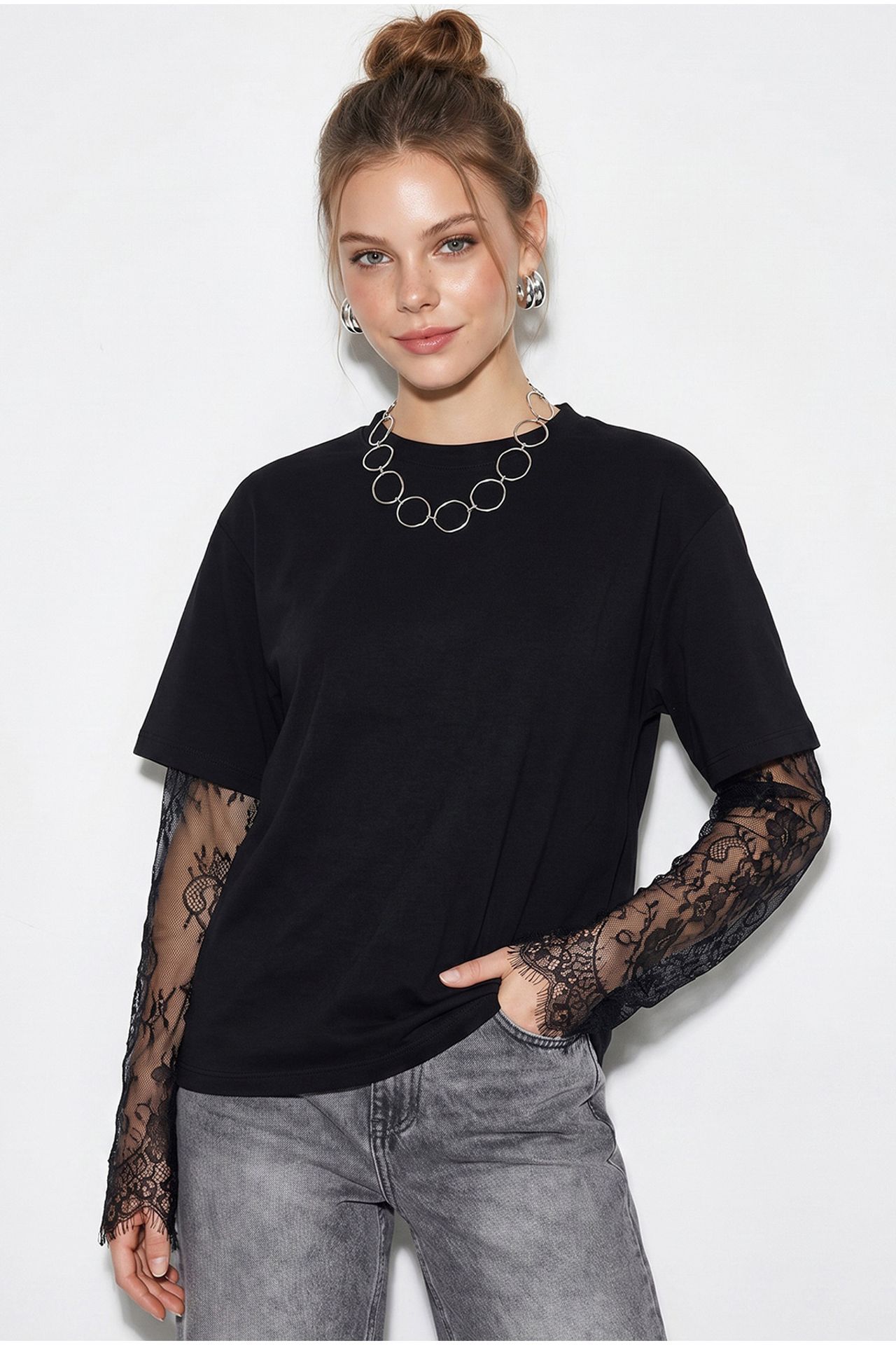LUCCI Women's Oversized Crew Neck T-Shirt 4