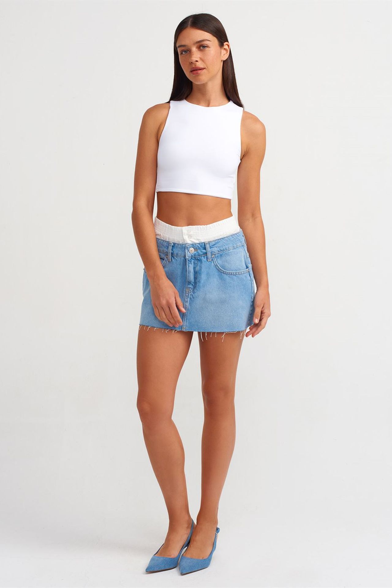 DILVIN Mid-Waist Destroyed Denim Mini Skirt 3