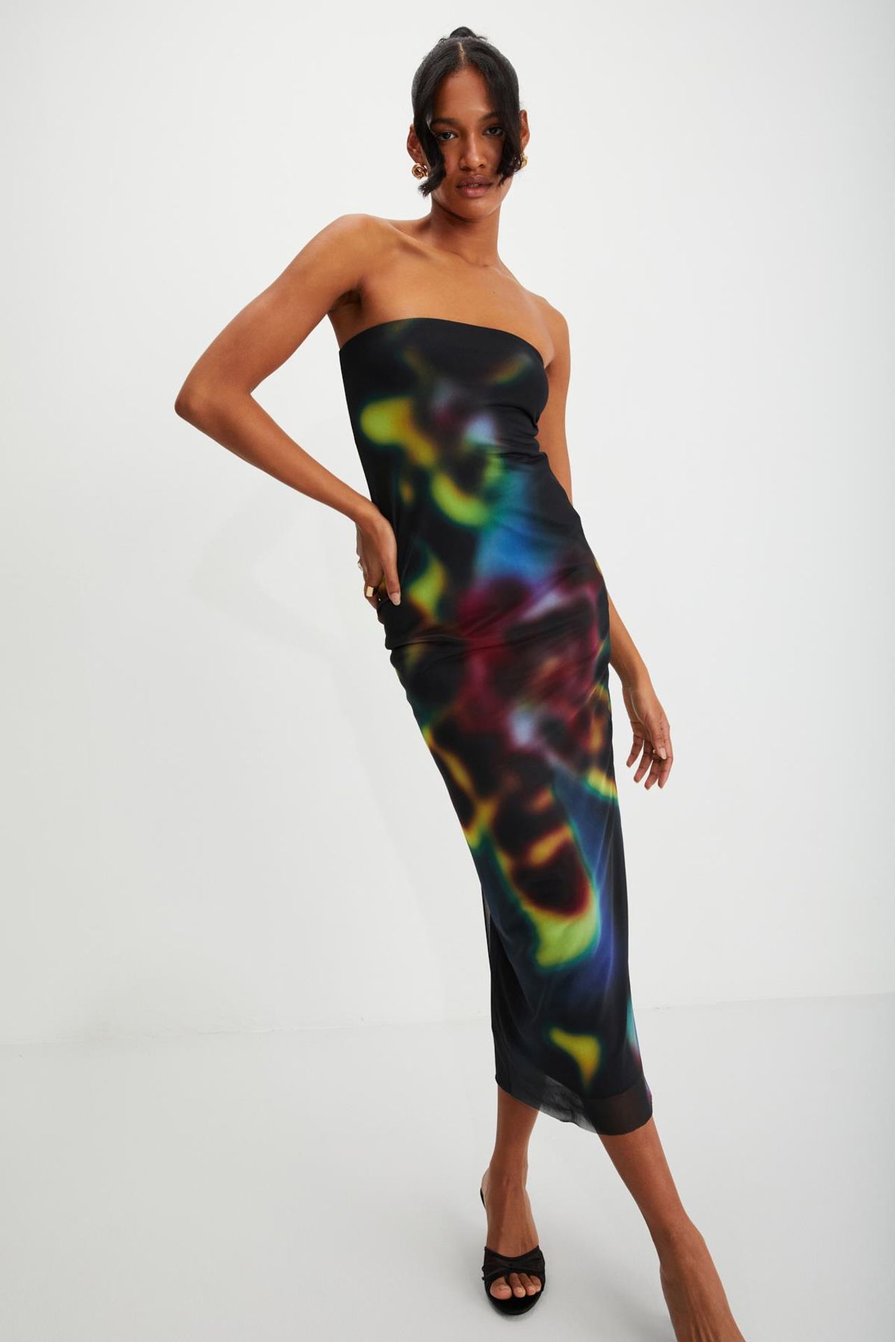 ETHIQUET Simple Midi Dress With Clean Silhouette 5