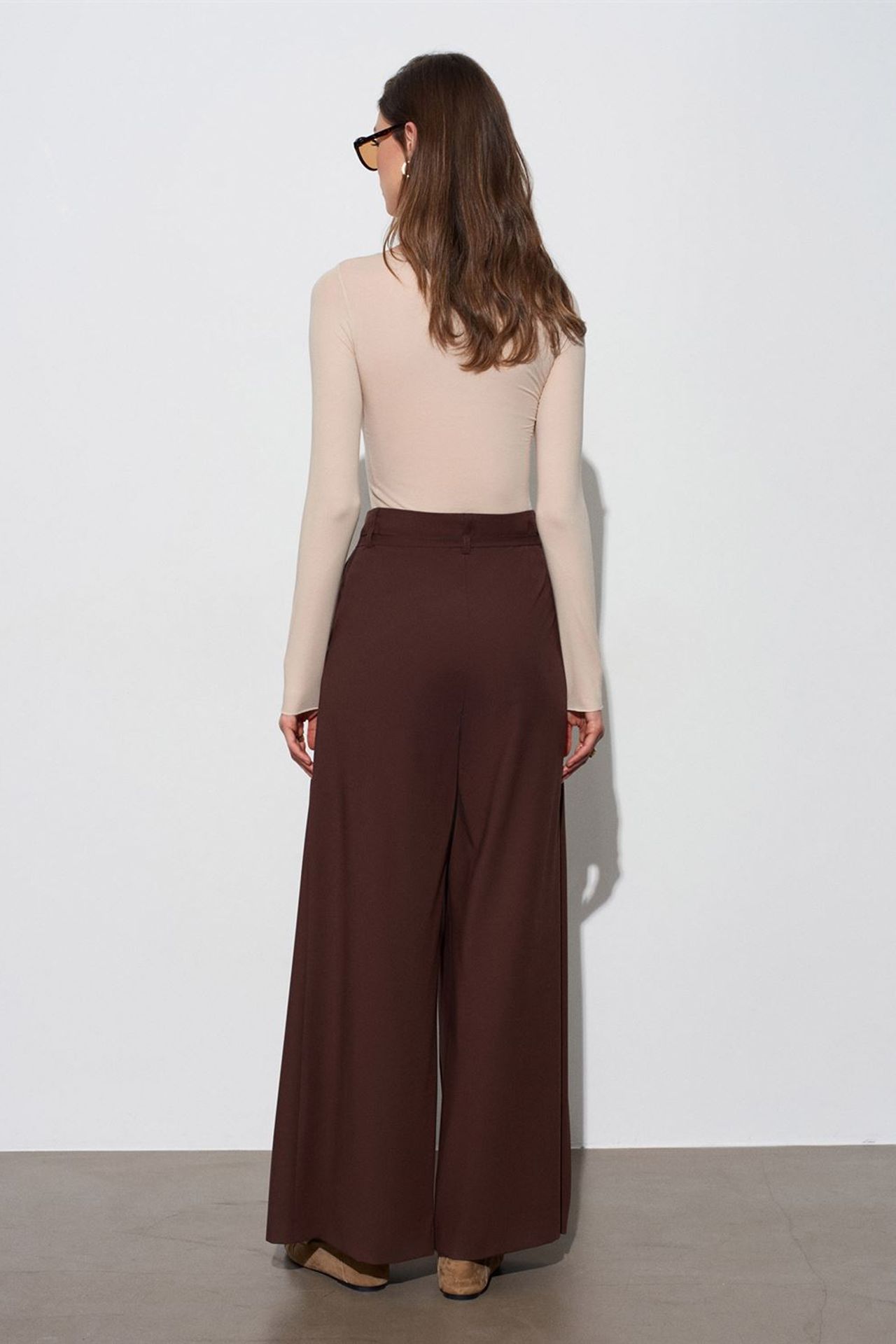 DILVIN Wide-Leg Pleated Trousers 2