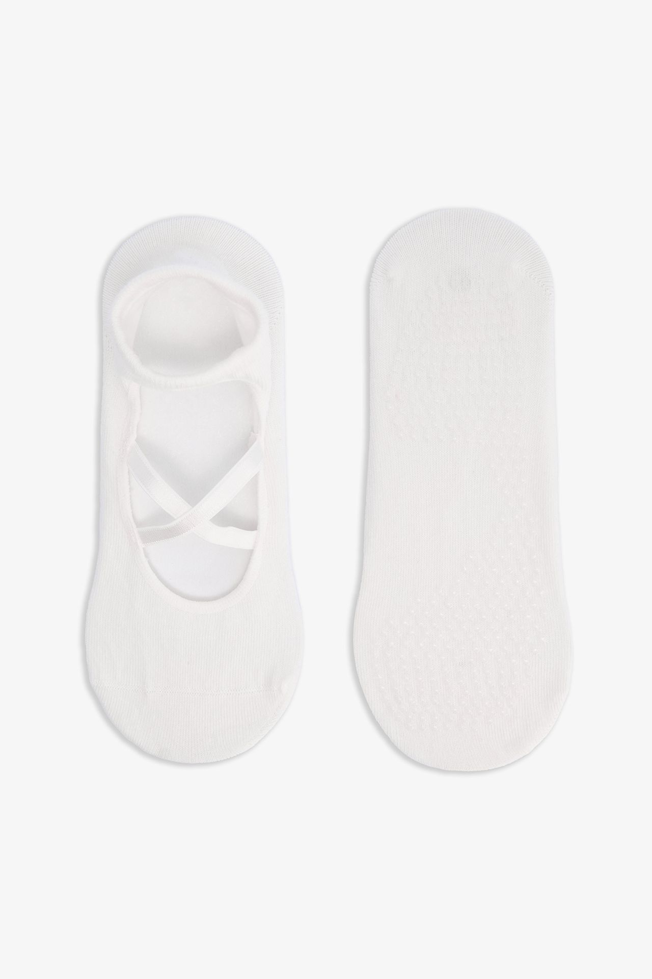 PENTI Cross No-Show Socks 1