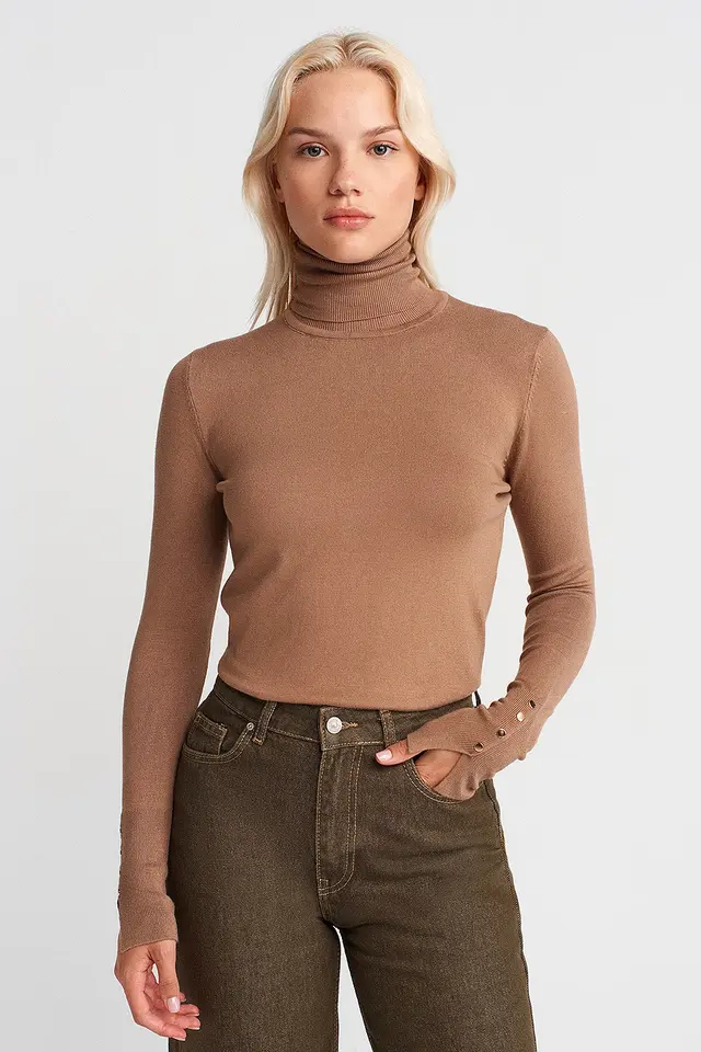 DILVIN Women's Turtleneck Knit Sweater With Buttons