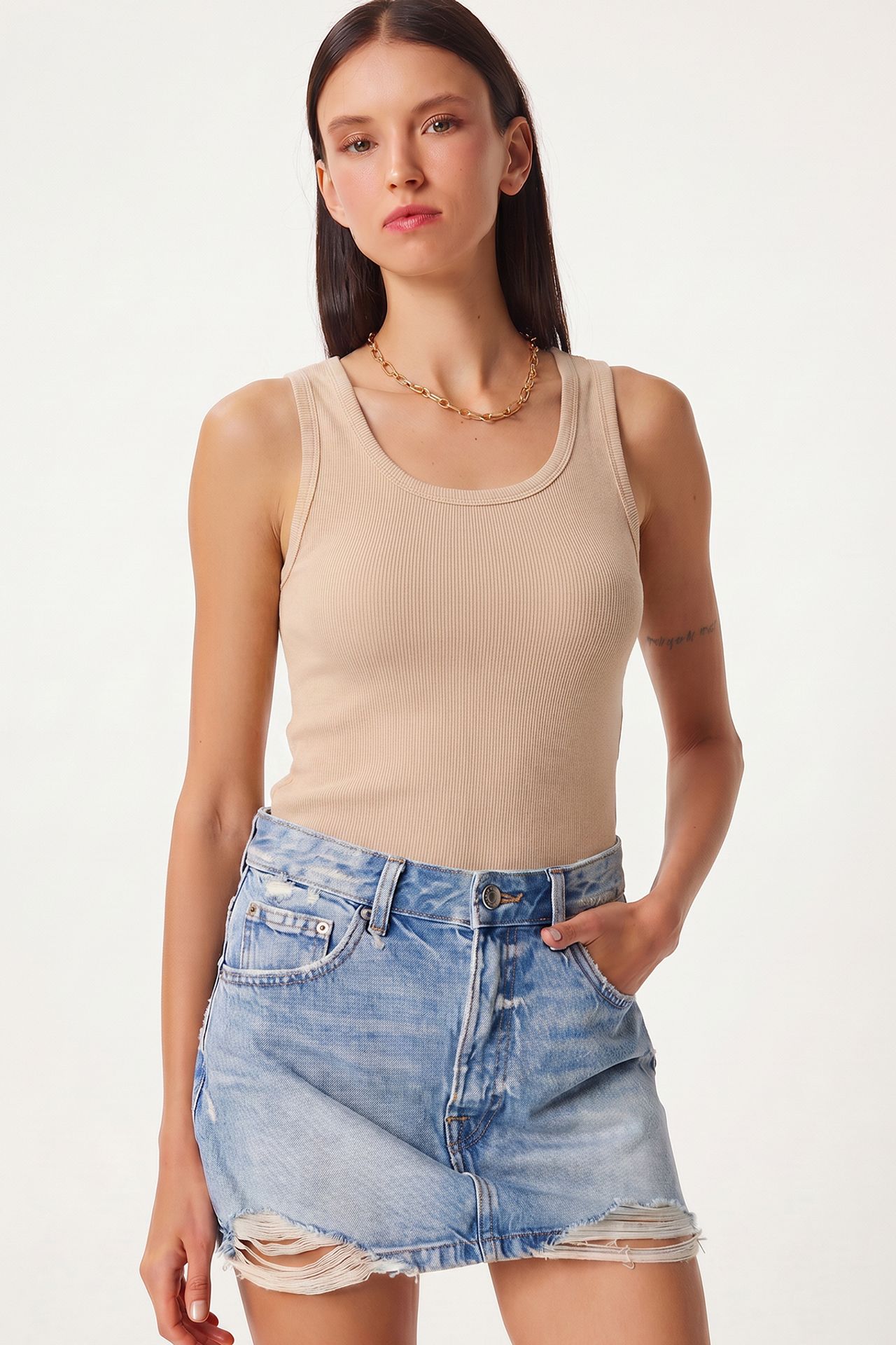 ISTANBUL Fitted U Collar Knitted 2- Pack Tank Top 3