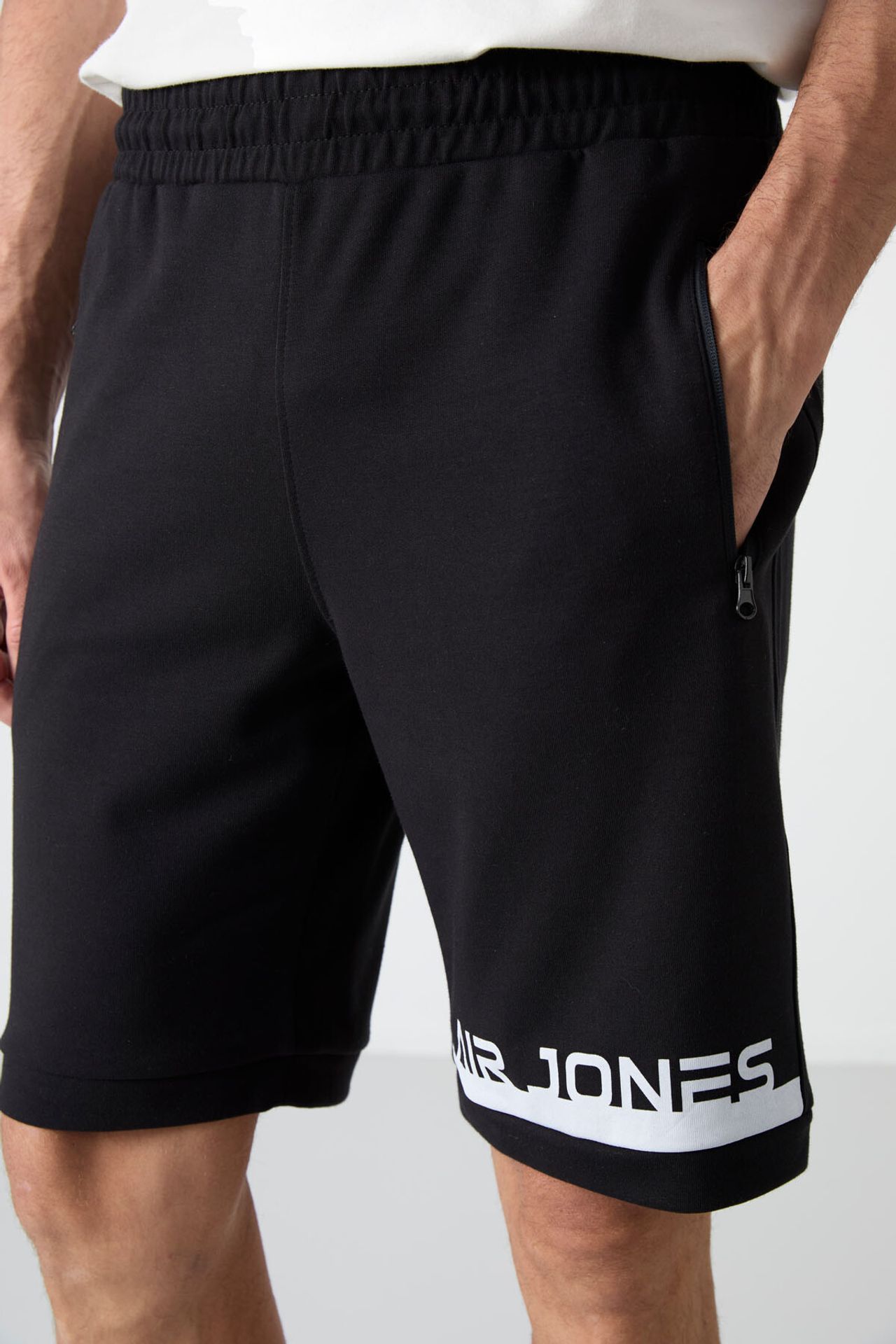 TOMMY Men's Fleece Sweat Shorts 3