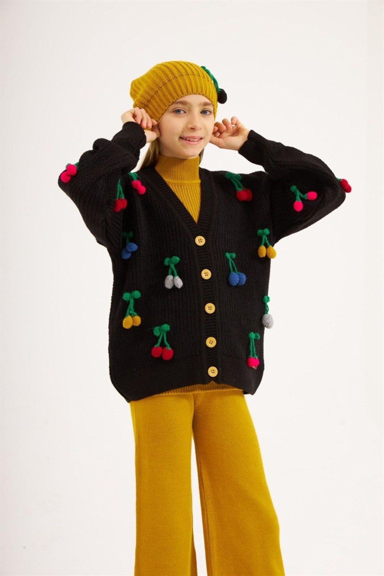 HİLAL AKINCI KİDS Youth Two-Piece Set 1