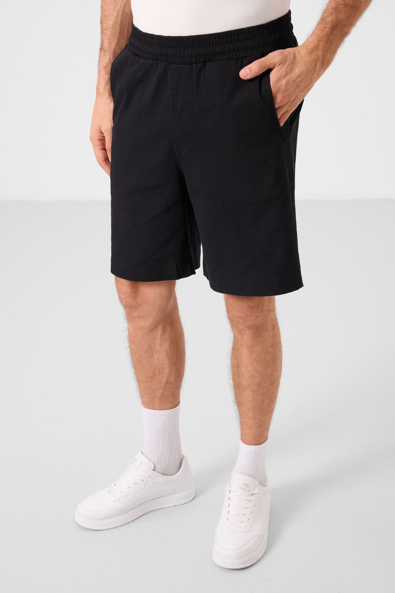 TOMMY Men's Chino Shorts 4