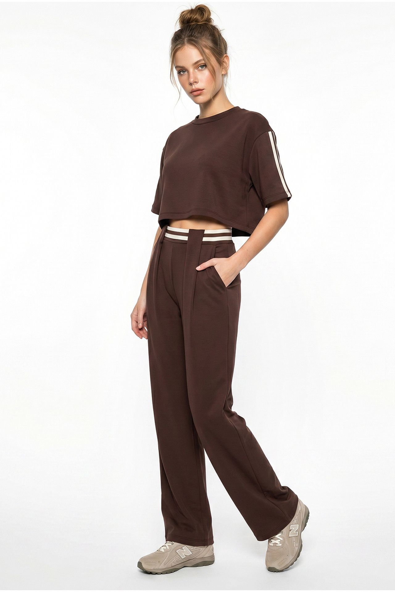 LUCCI 2-Piece Crew Neck T-Shirt And Wide Leg Trousers Set 2
