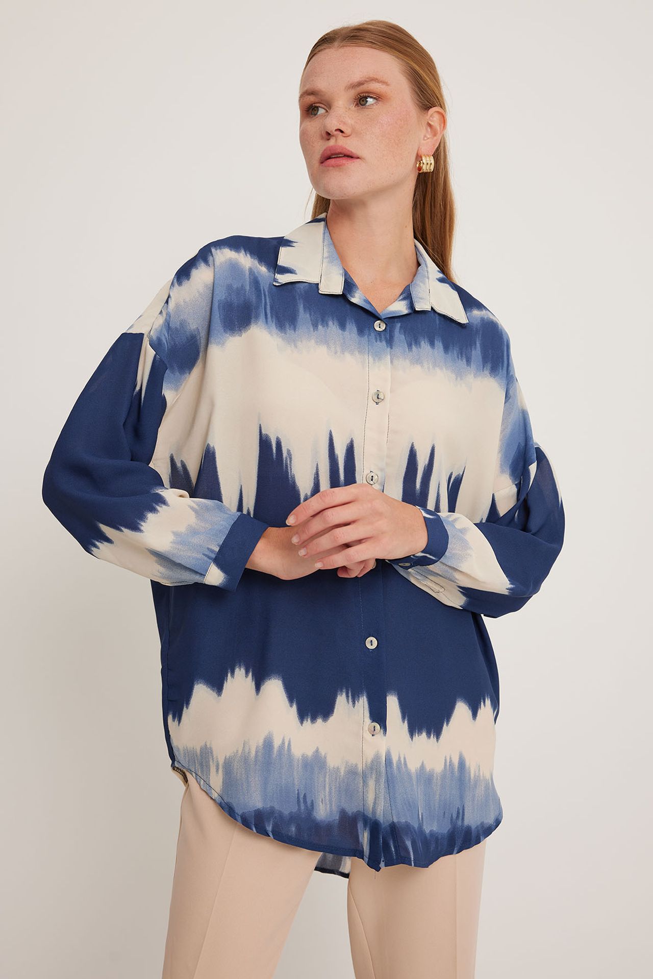 BDART Oversized Abstract Weaving Long Sleeve Shirt with Button Closure 2