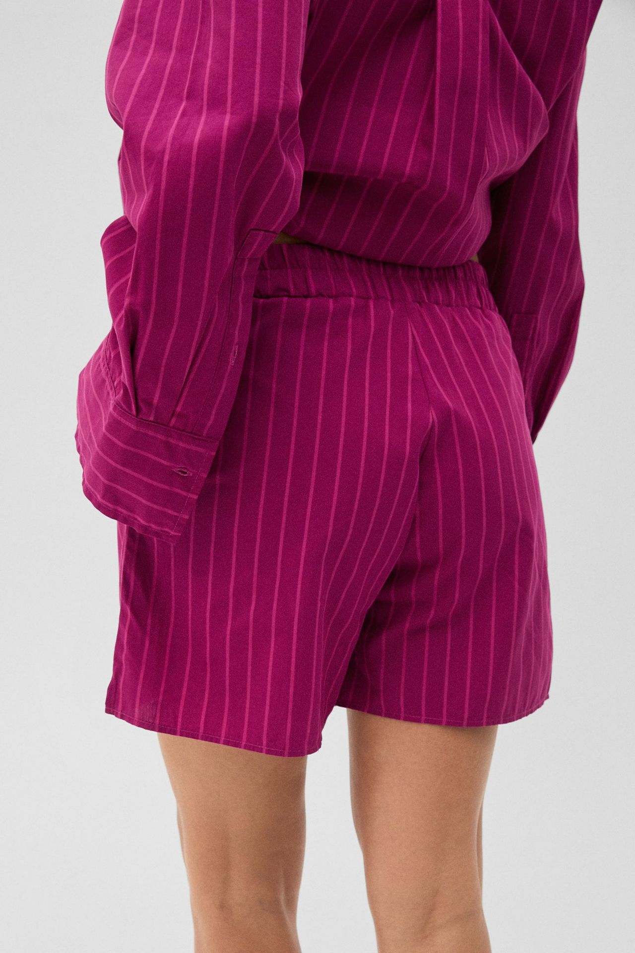 GRIMELANGE Striped Oversized Shirt Shorts Set 5