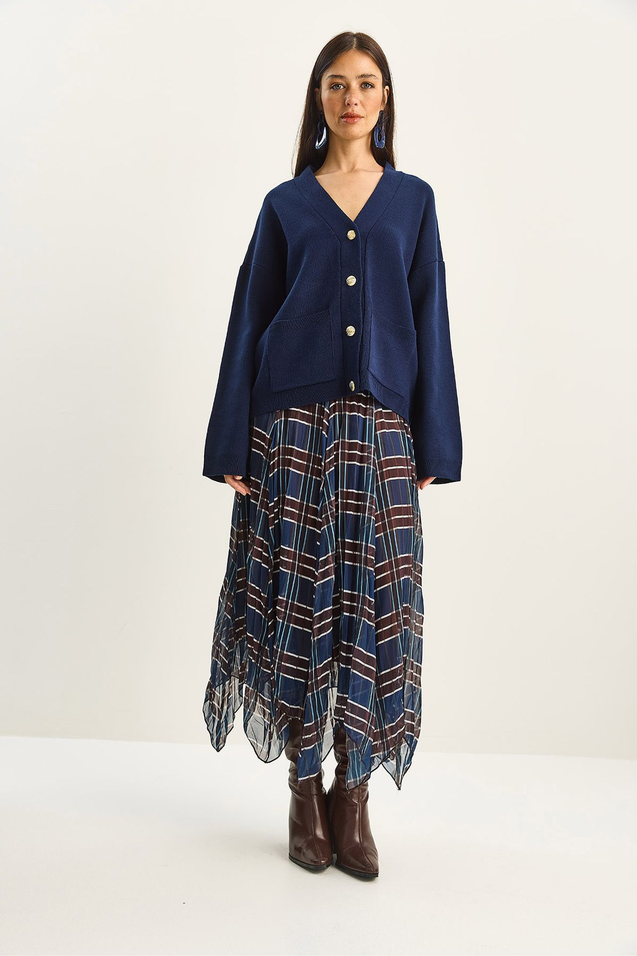 LUCCI Lined Checkered Midi Skirt 6