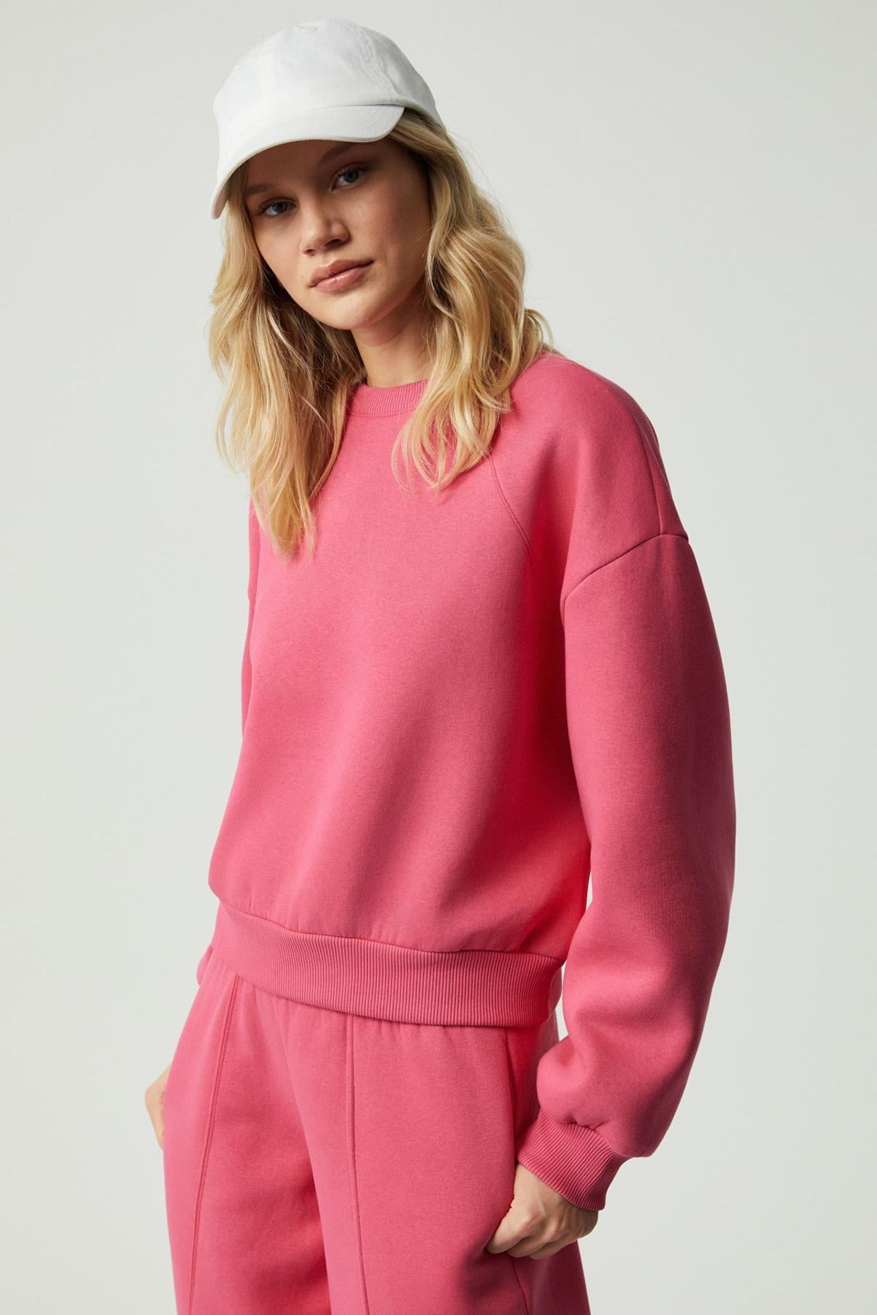 GRIMELANGE Relaxed Crew Neck Sweatshirt 3