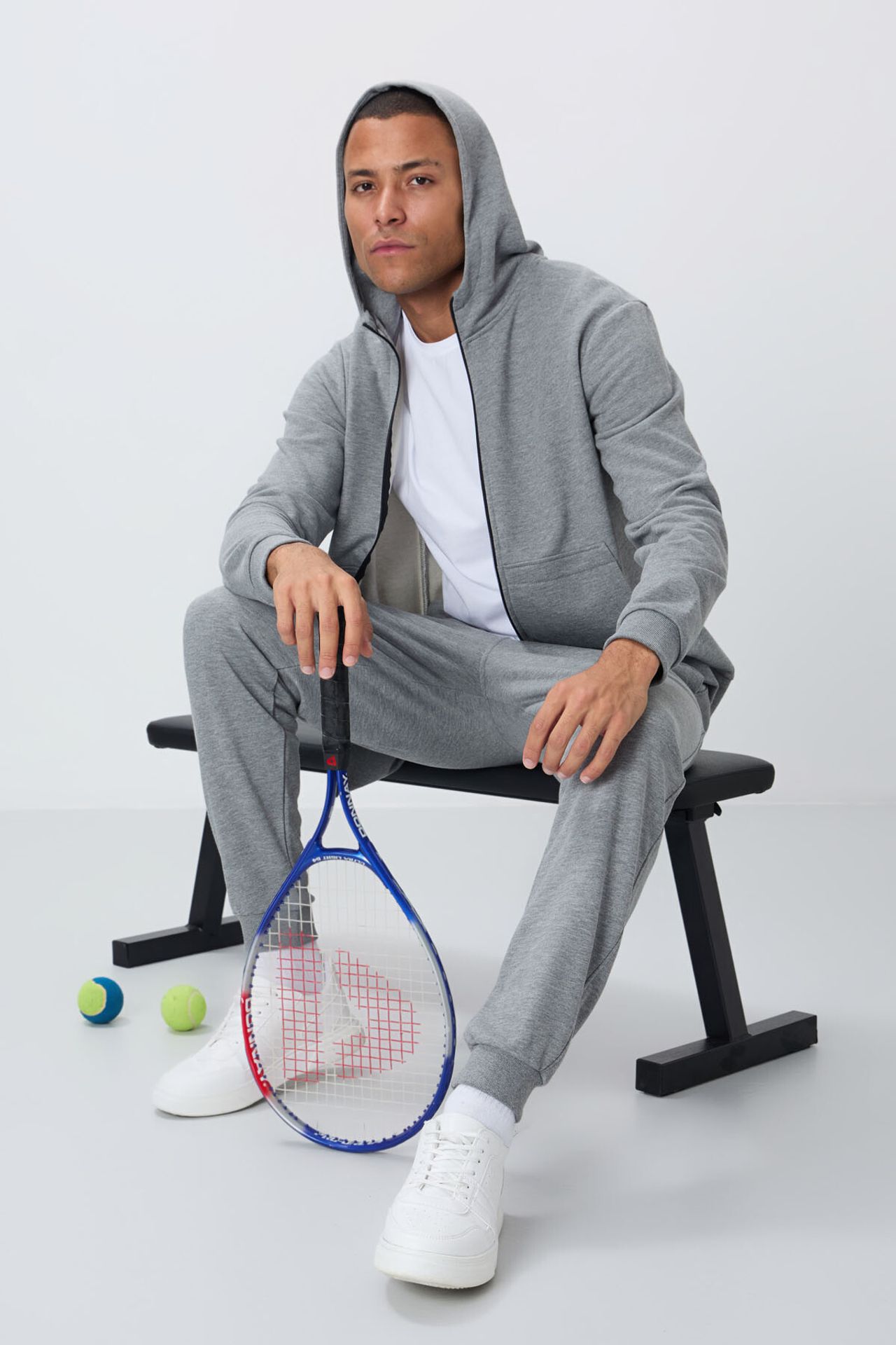 TOMMY Men's Hooded Sweatshirt And Pants Set 1