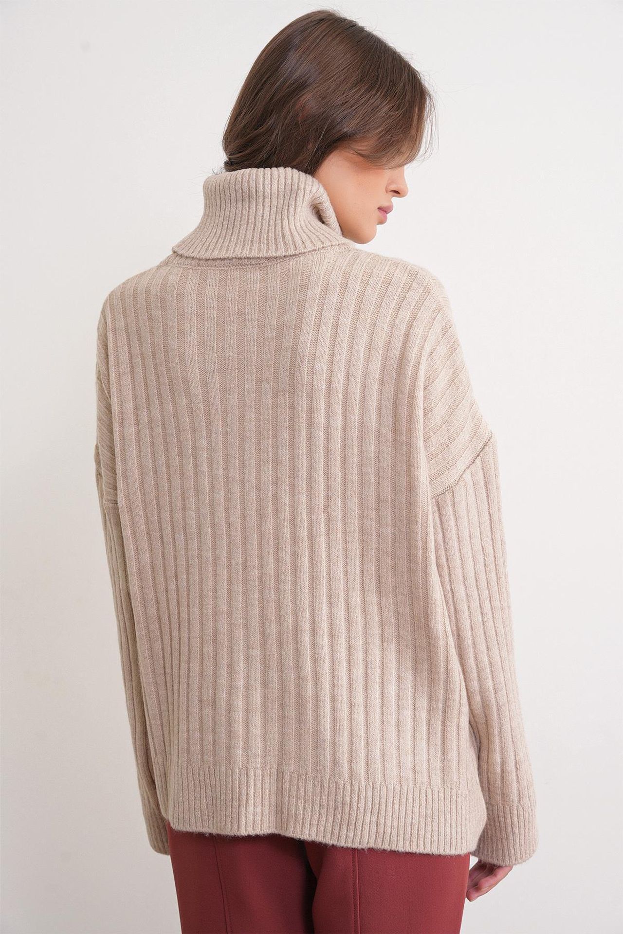 Mixray Oversize Ribbed Turtleneck Sweater 6