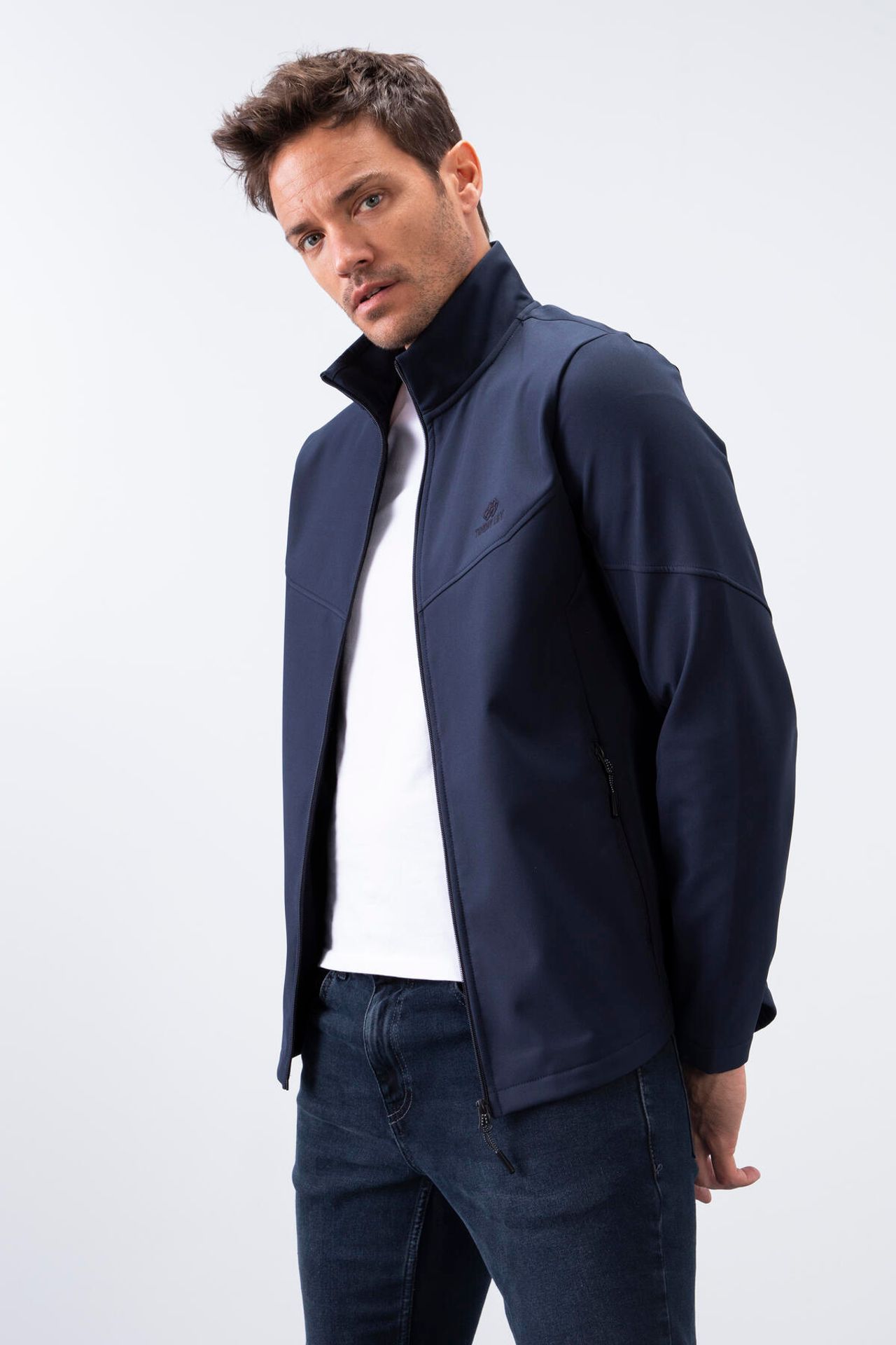 TOMMY Men's Solid Scuba Zip-Front Jacket 5