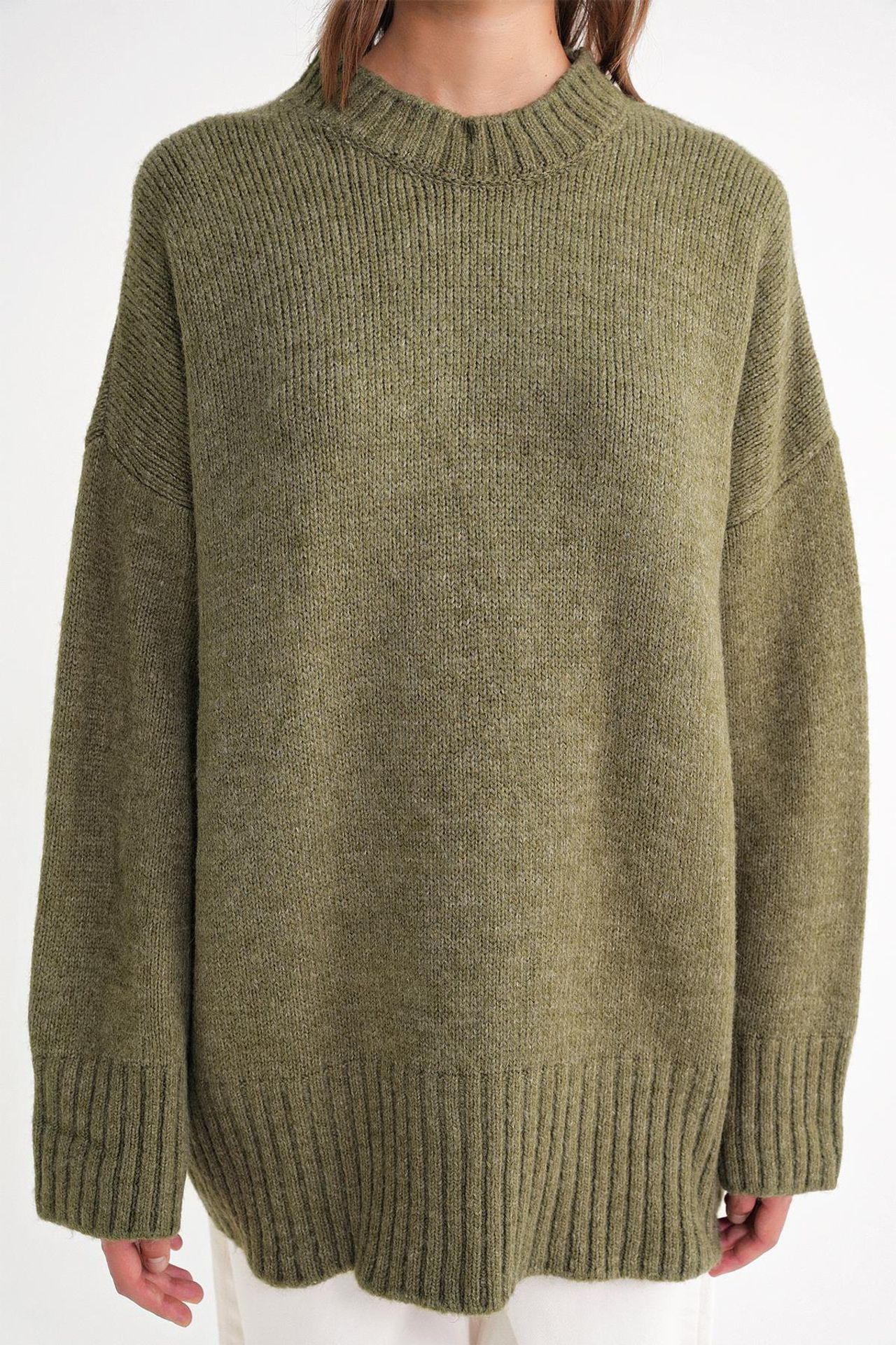 Mixray Oversized Ribbed Knit Sweater with Crew Neck