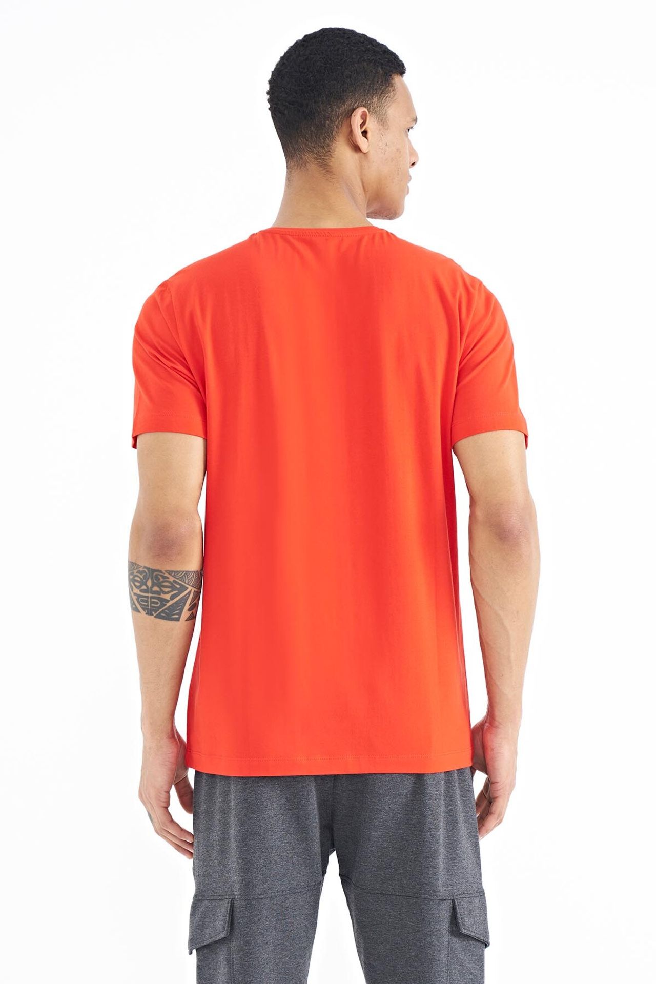 TOMMY Printed Crew Neck T-Shirt With Patch 5