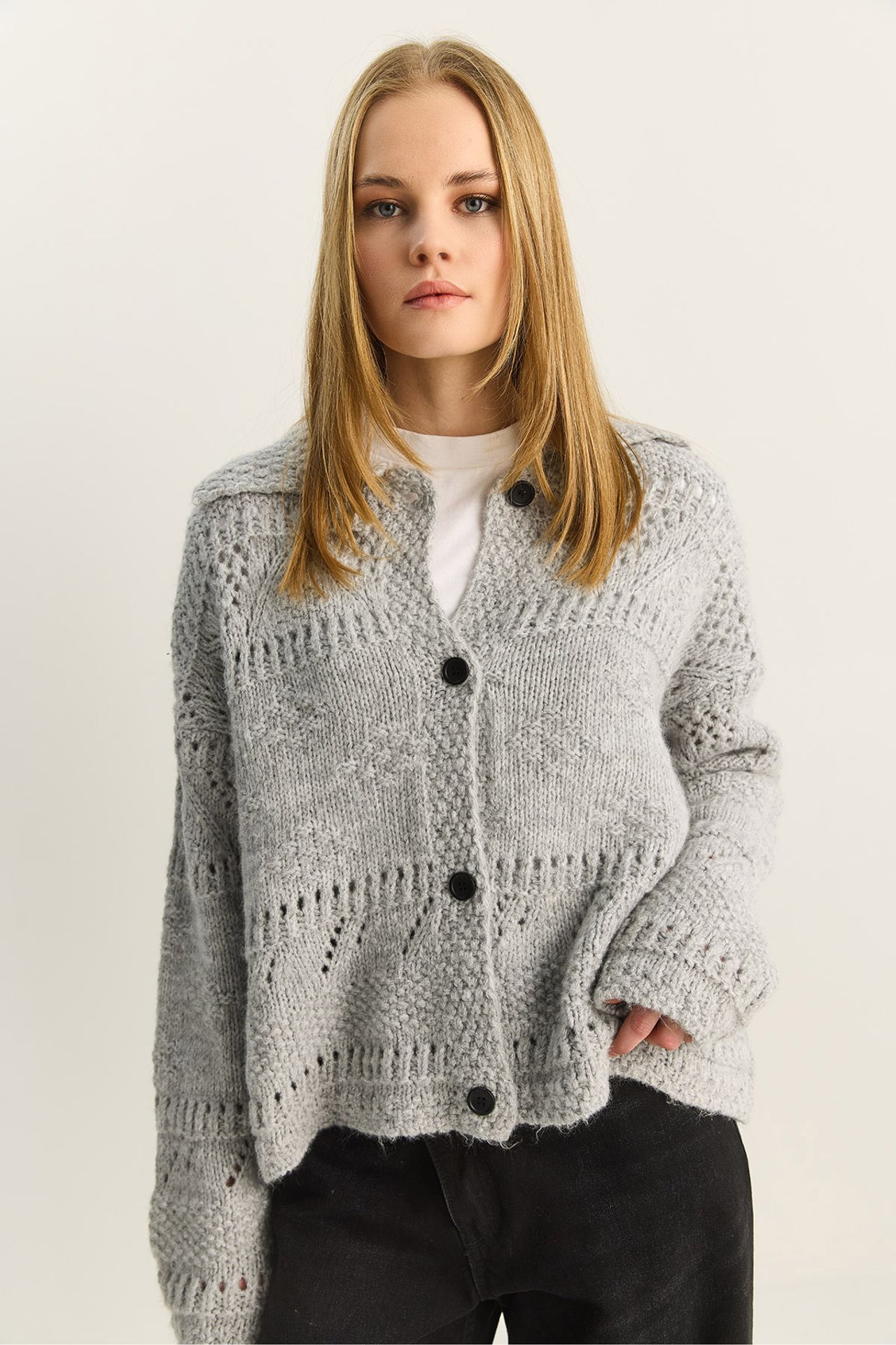 LUCCI Textured Polo Collar Button Cardigan 5