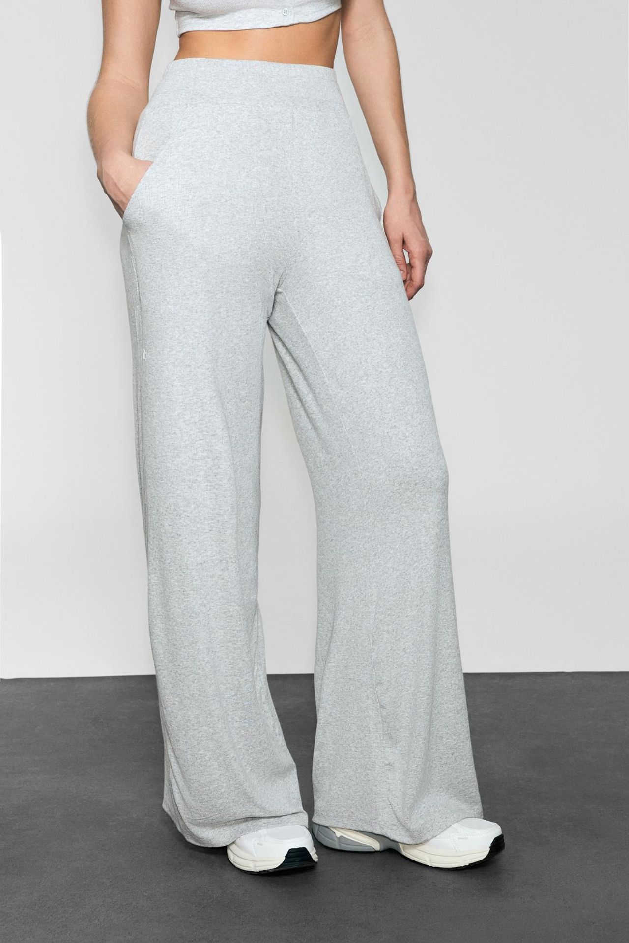GRIMELANGE Wide Leg Elastic Waist Joggers 4