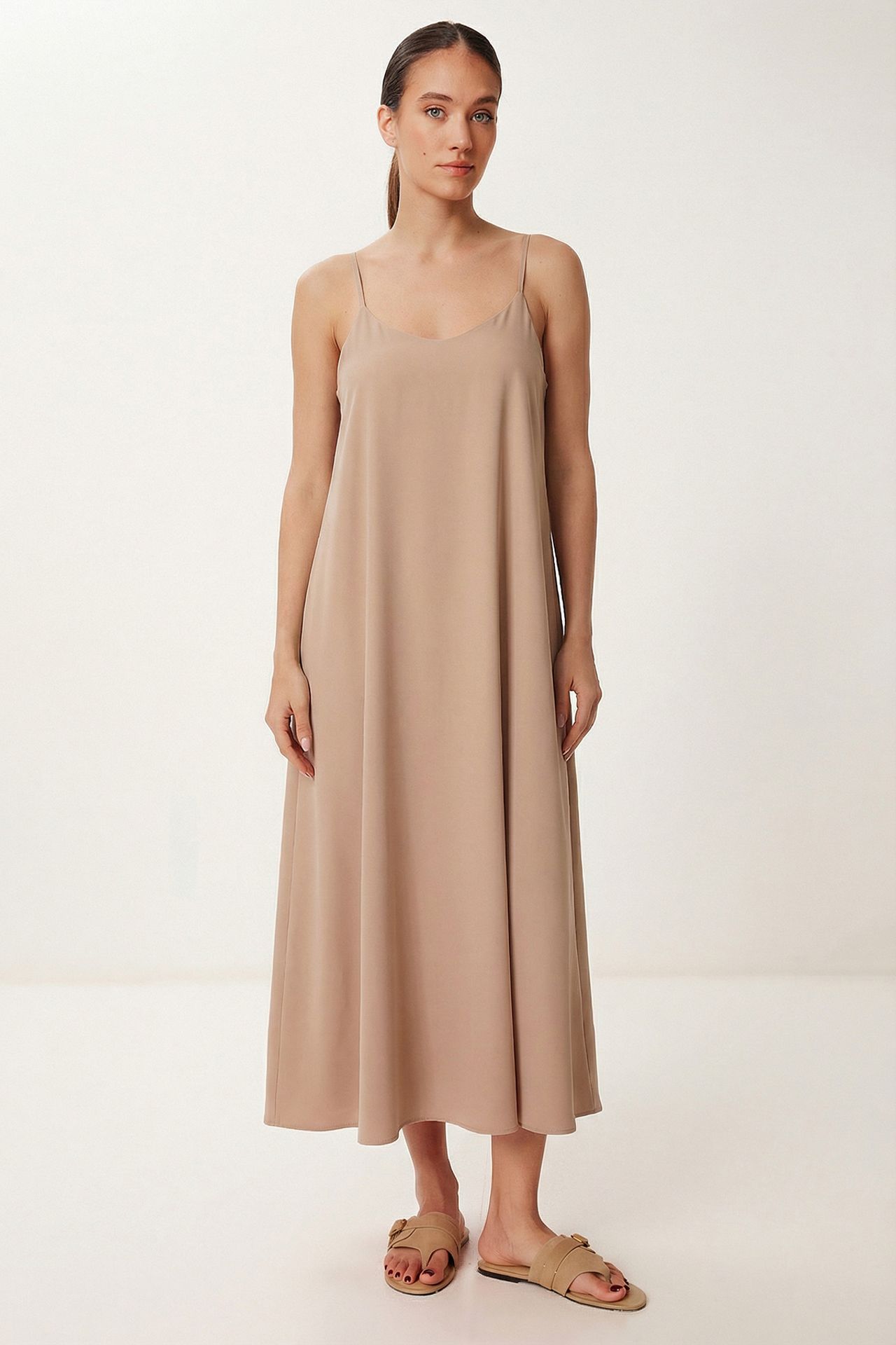 ISTANBUL Loose Fit Midi Dress with U Collar 1