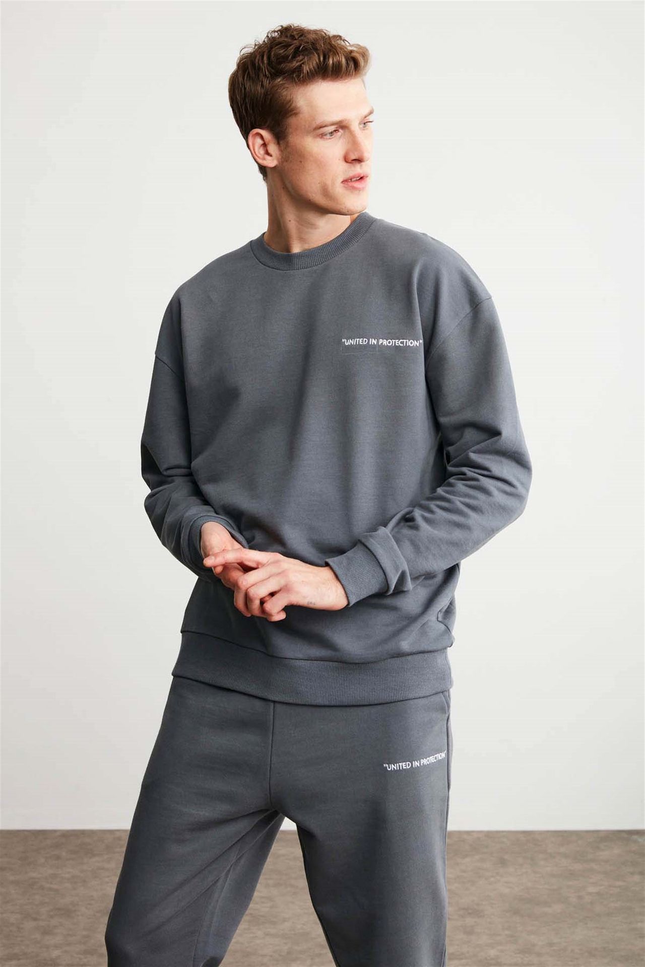GRIMELANGE Bol Kesim Bisiklet Yaka Sweatshirt 1