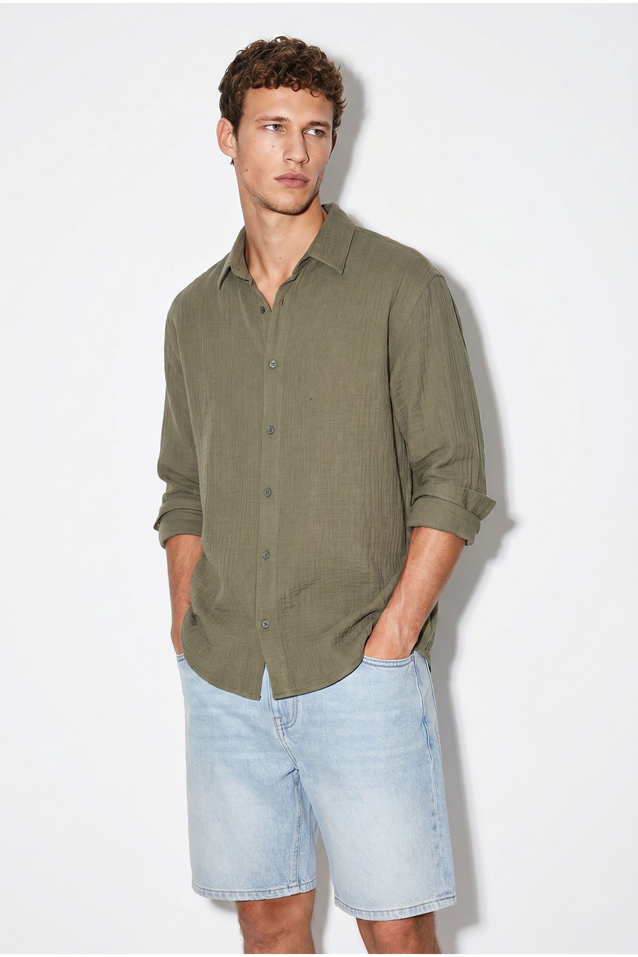 LUCCI Oversized Textured Button-Front Shirt 3