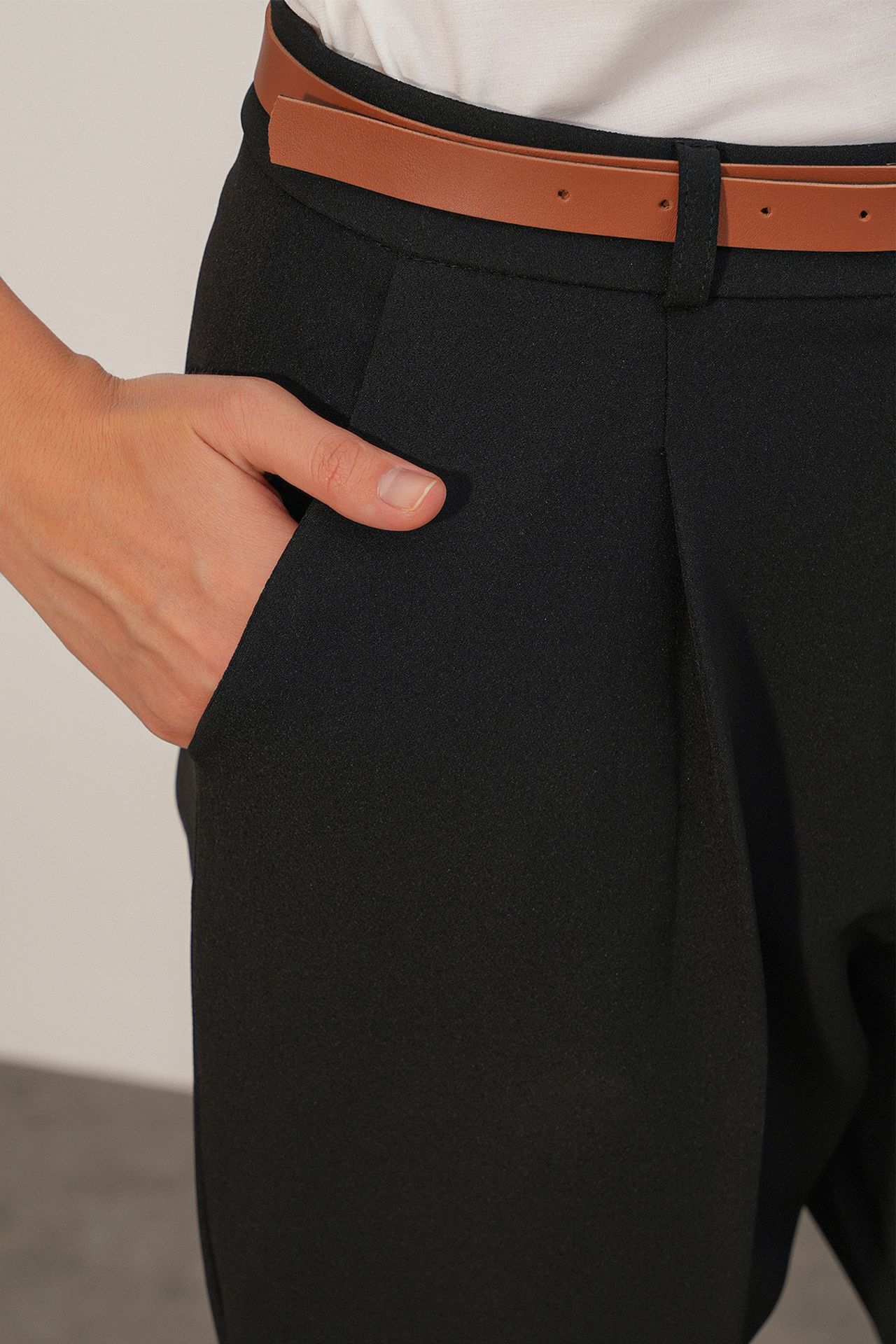 BDART Women's Straight-Leg Pants