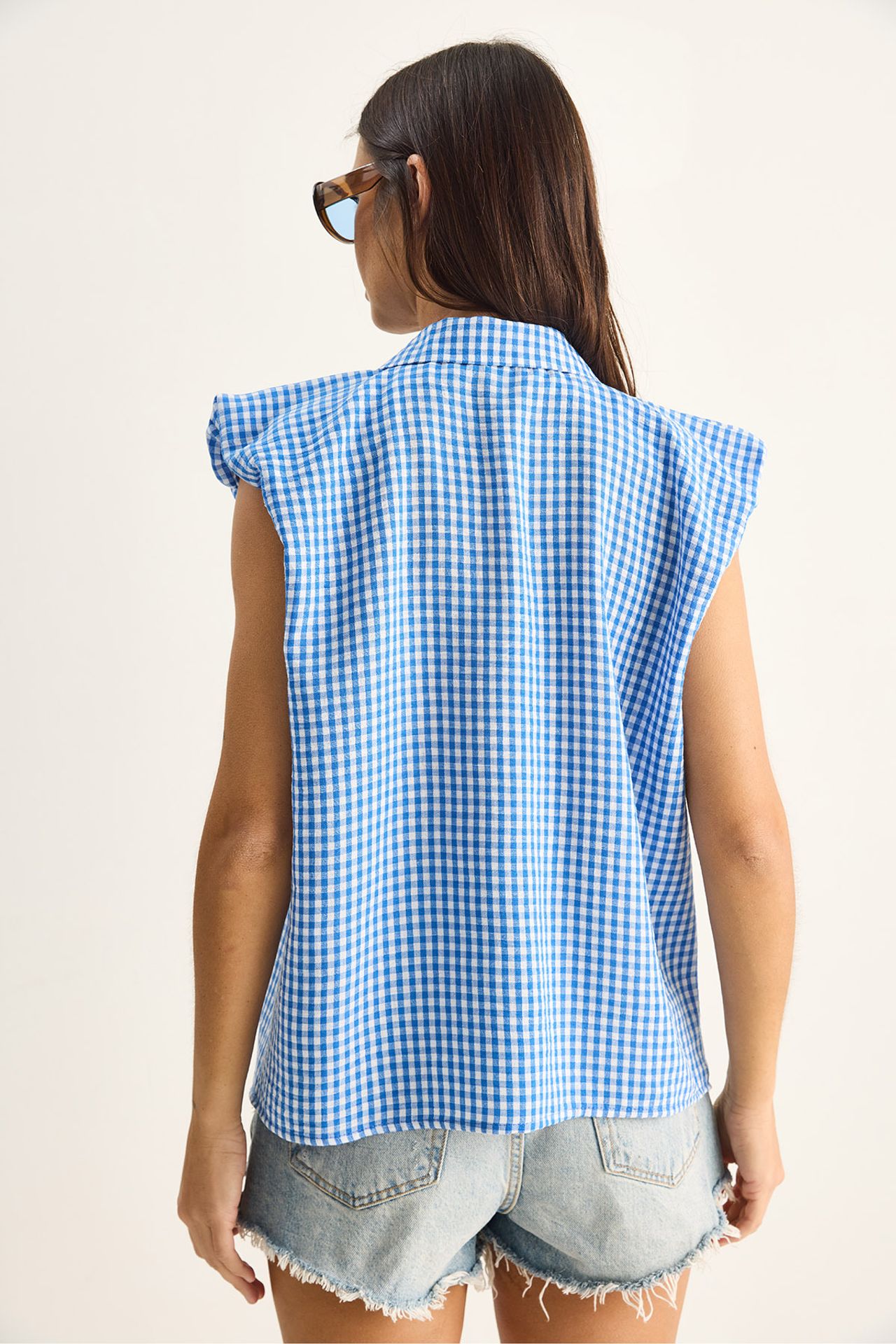 LUCCI Gingham Cotton Sleeveless Shirt 6