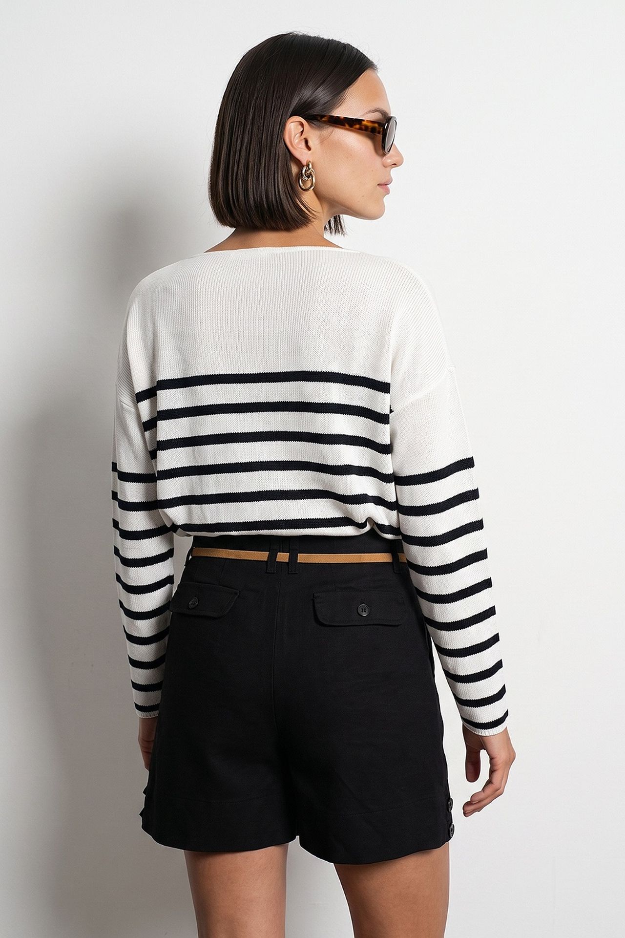 DILVIN Striped V-neck Ribbed Knit Sweater 2