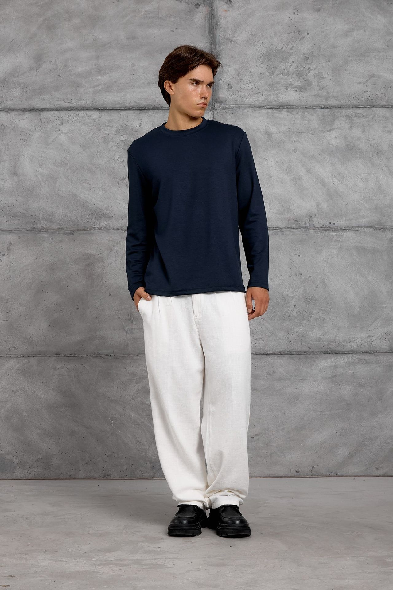 NOMARC Normal Kalıp Bisiklet Yaka Sweatshirt 2