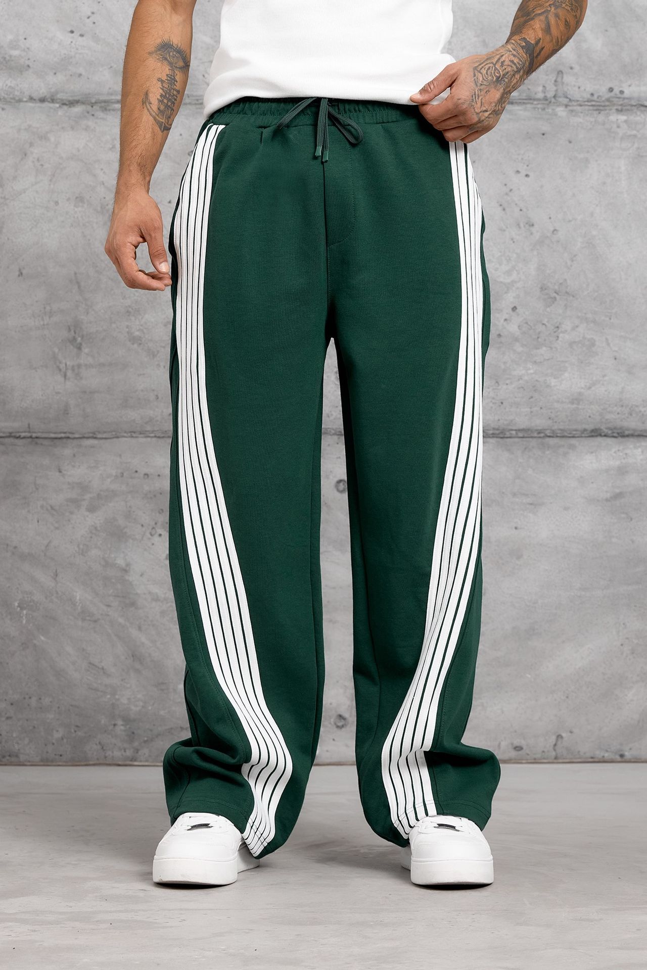 NOMARC Çizgili Geniş Paça Büzme İpli Jogger Pantolon 1