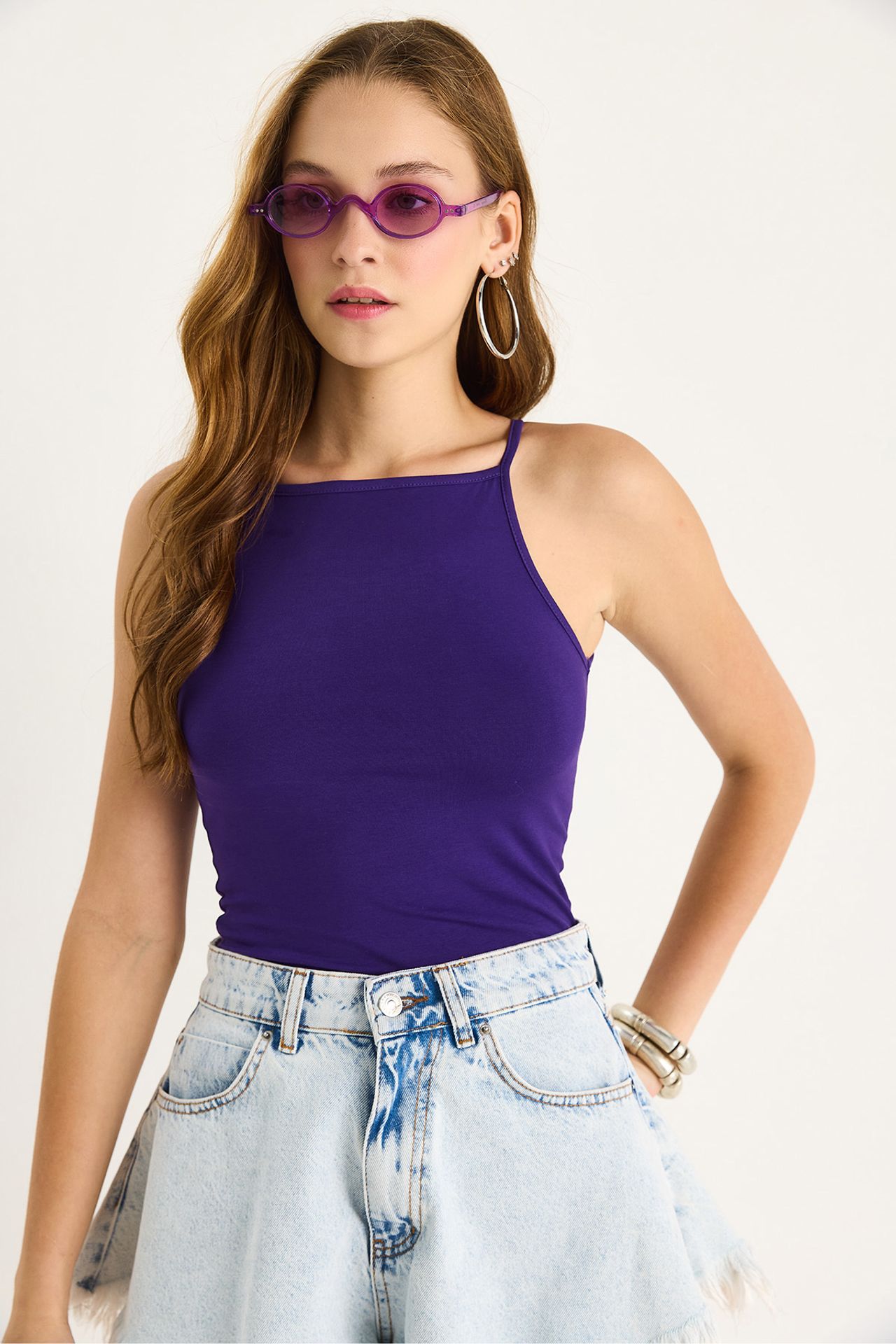 LUCCI Fitted Cotton Blend Crew Neck Blouse