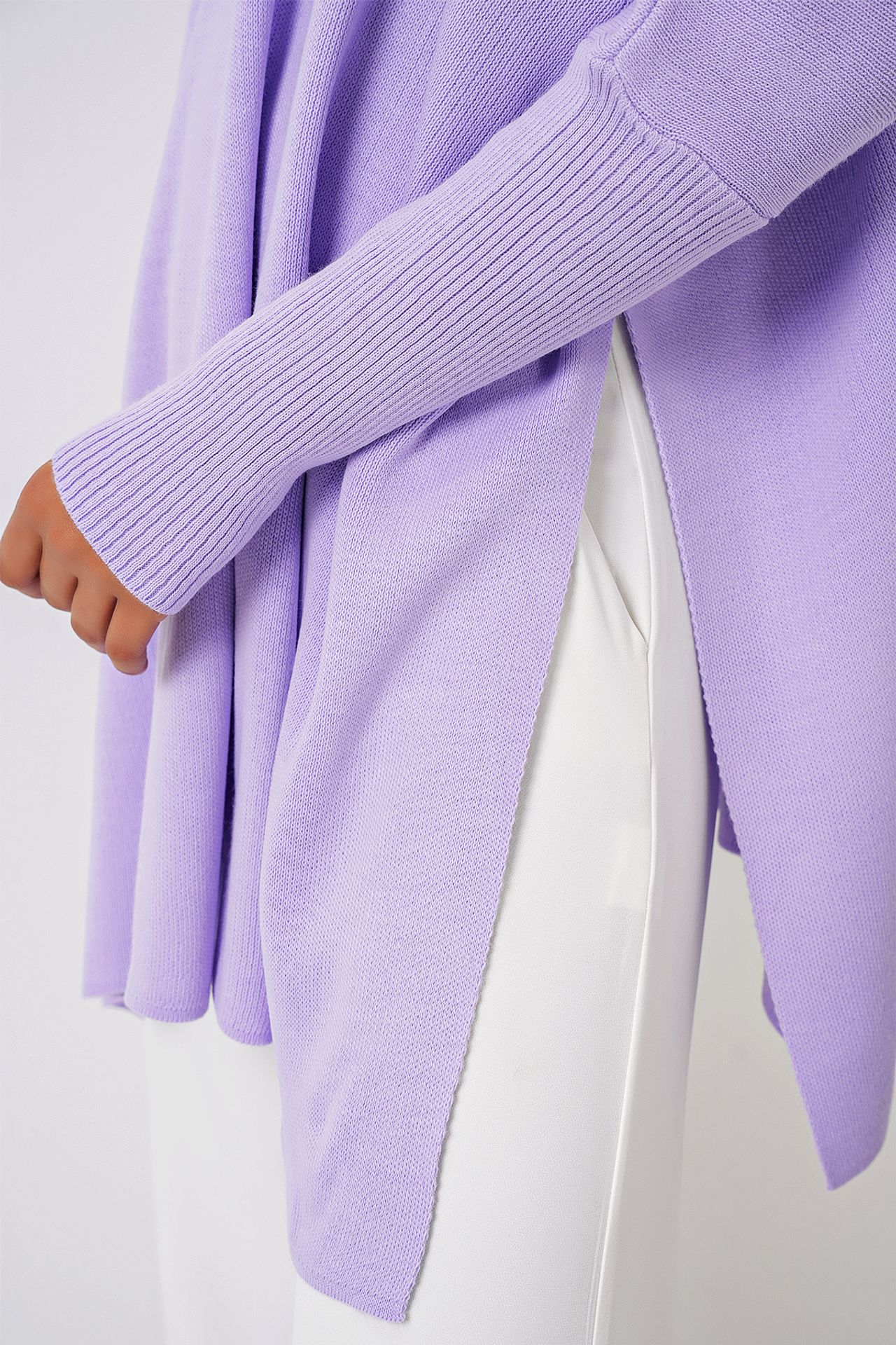 BDART Oversized Acrylic Crew Neck Jumper 4