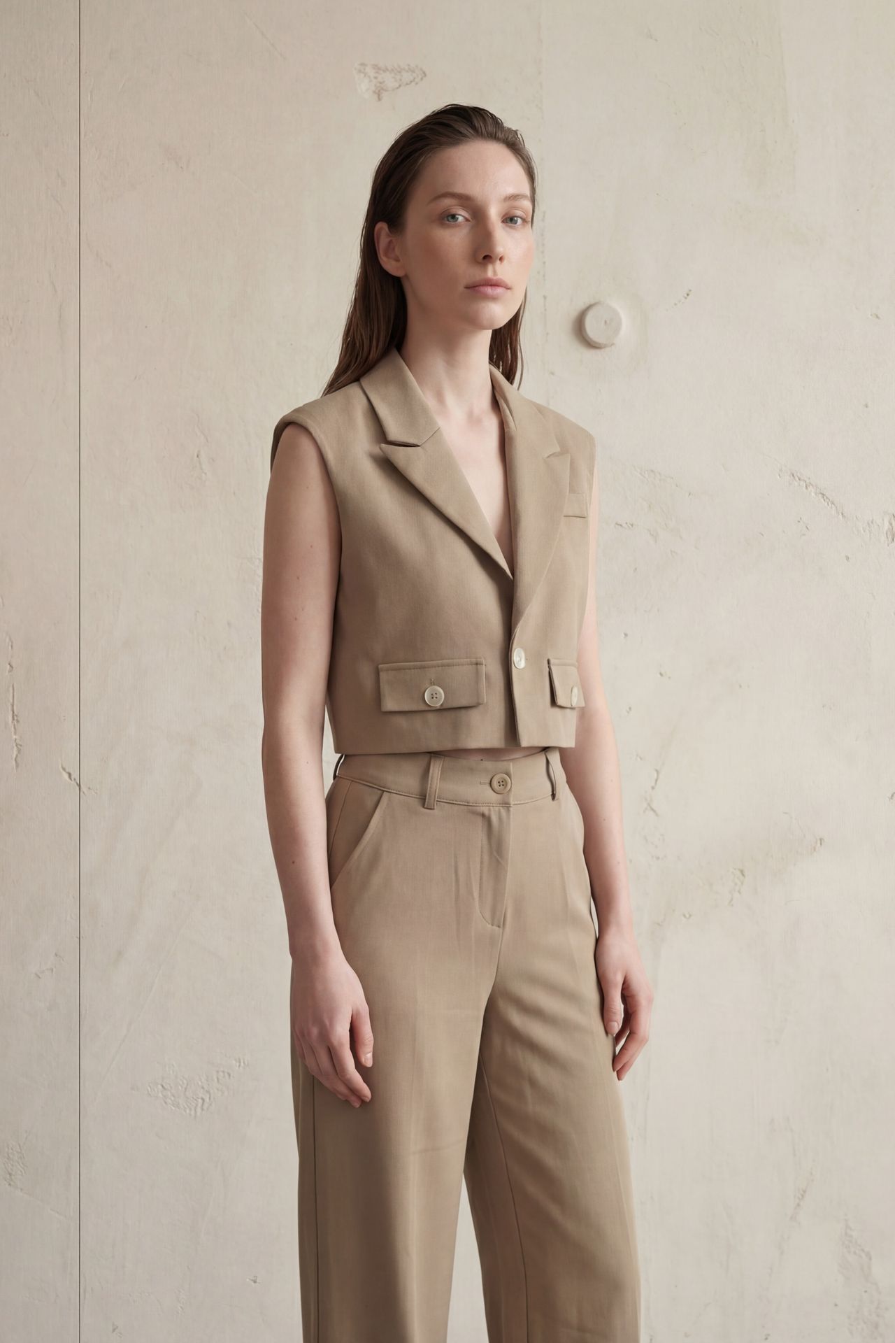 MY FASHION Cropped Buttoned Waistcoat 3