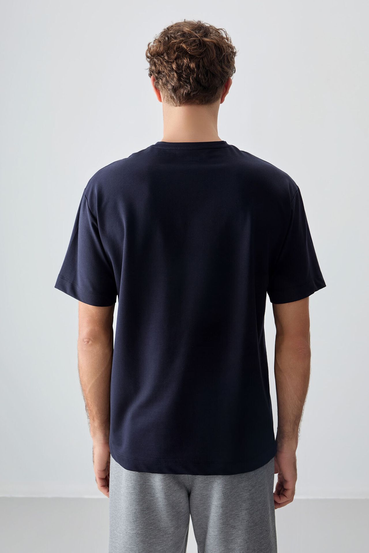 TOMMY Oversized Crew Neck T-Shirt 5