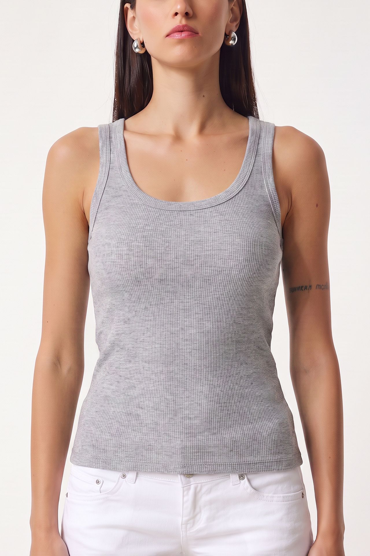 ISTANBUL Fitted Cotton U Collar Tank Top 3