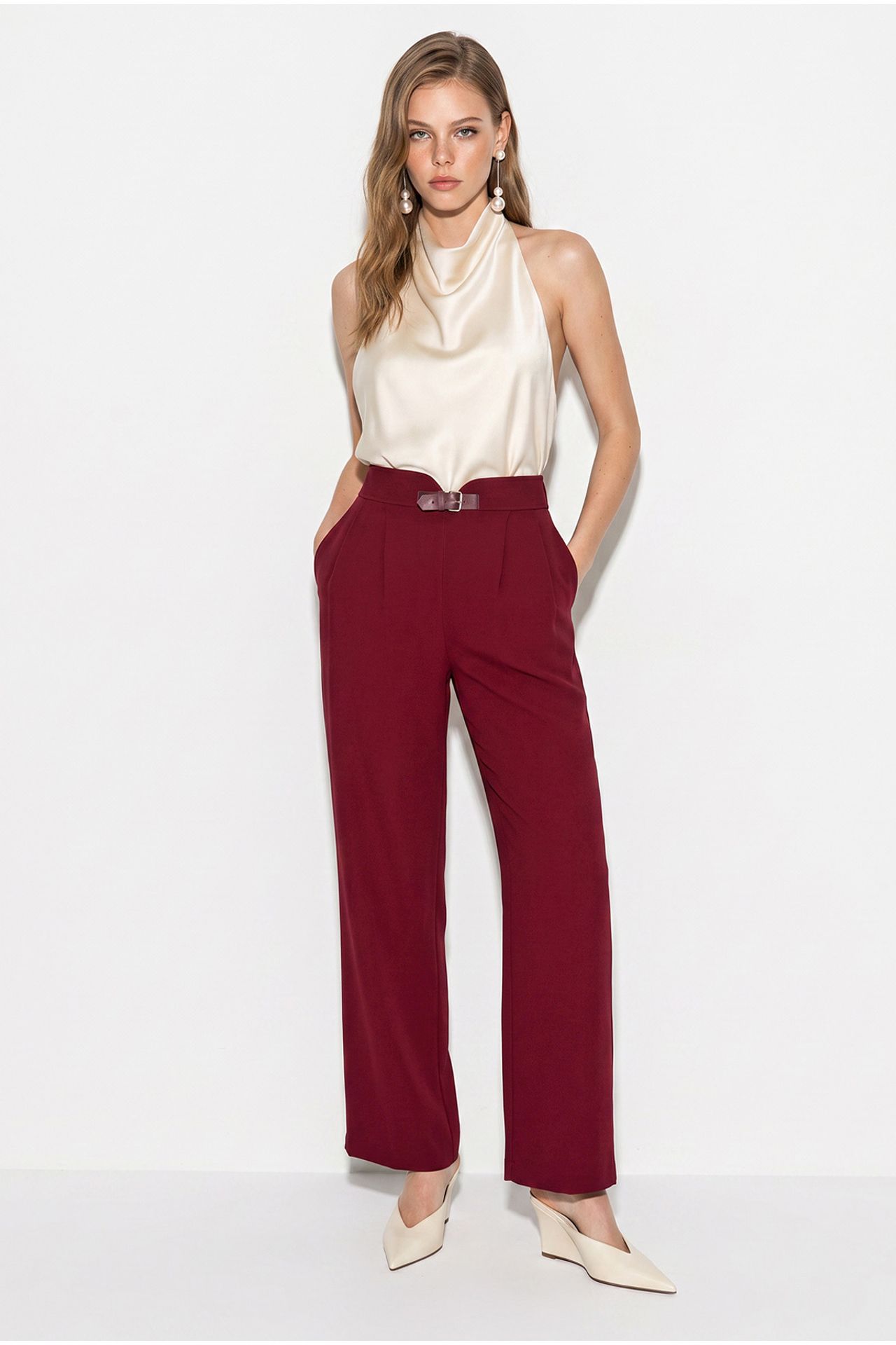 LUCCI Women's Pants