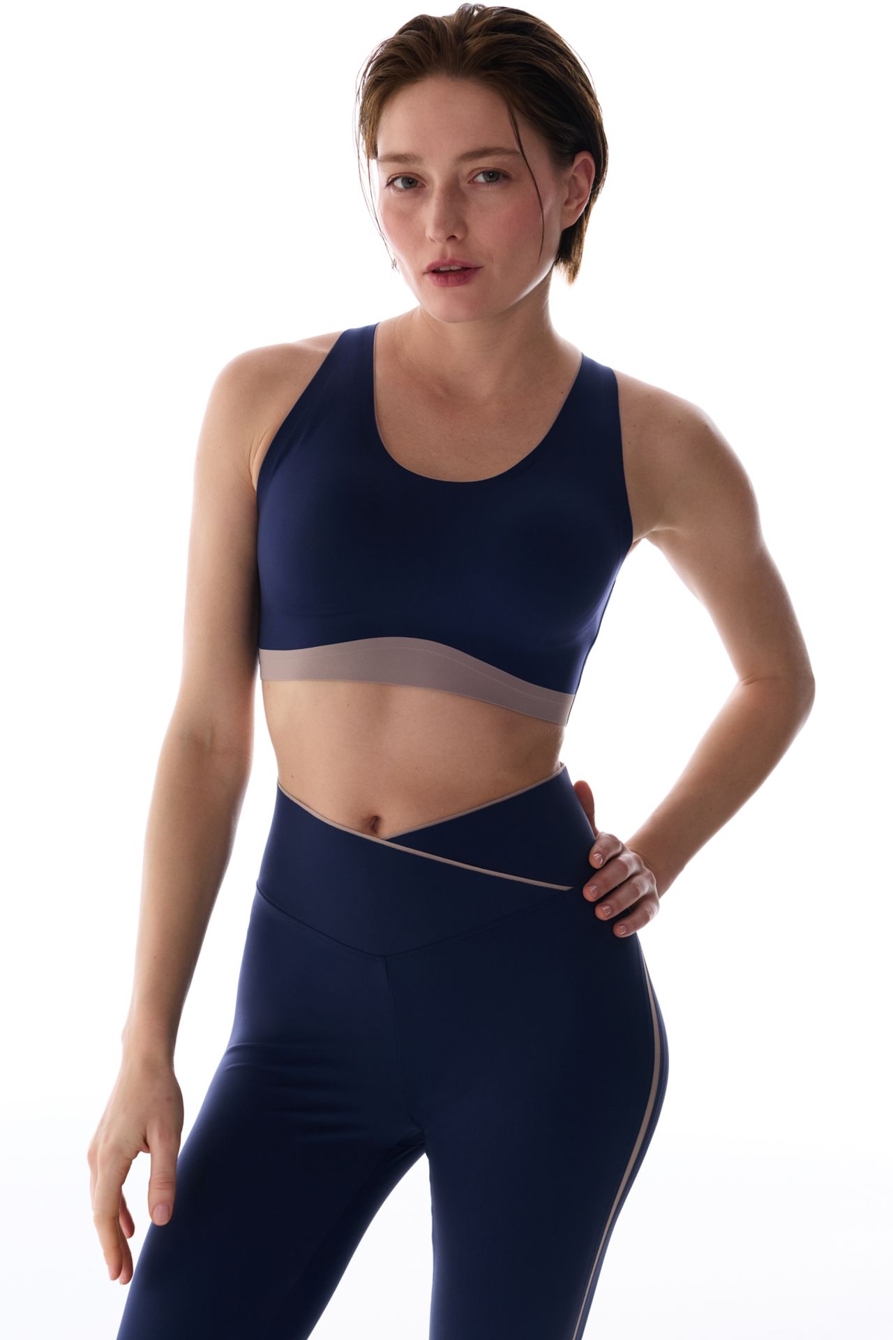 PENTI Contrast Zero Feel Sports Bra
