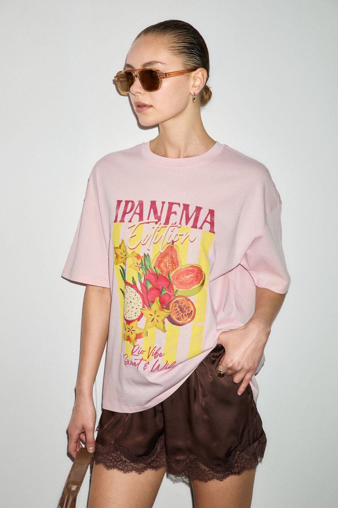 GRIMELANGE Oversized Crew Neck Printed T-Shirt 3